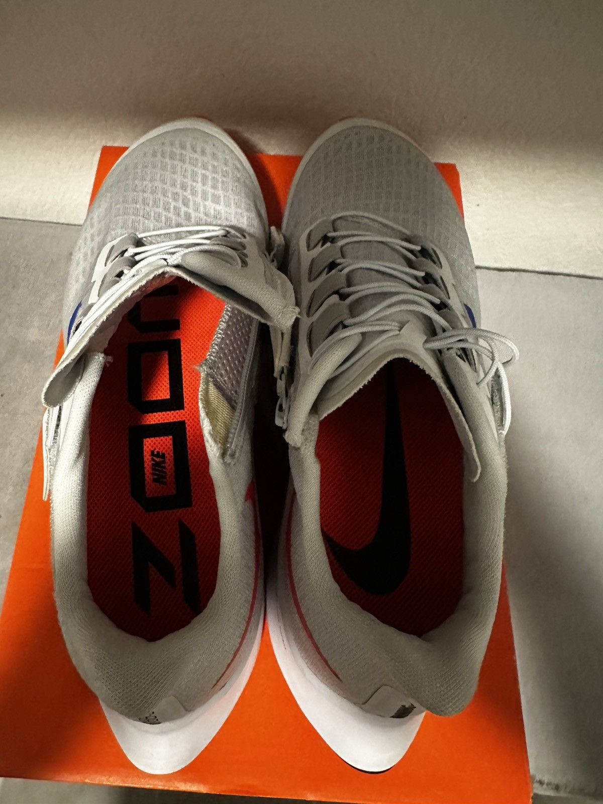 Nike Nike Air Zoom Pegasus 37 Flyease 9.5 Size US 9.5 / EU 42-43 - 4 Thumbnail