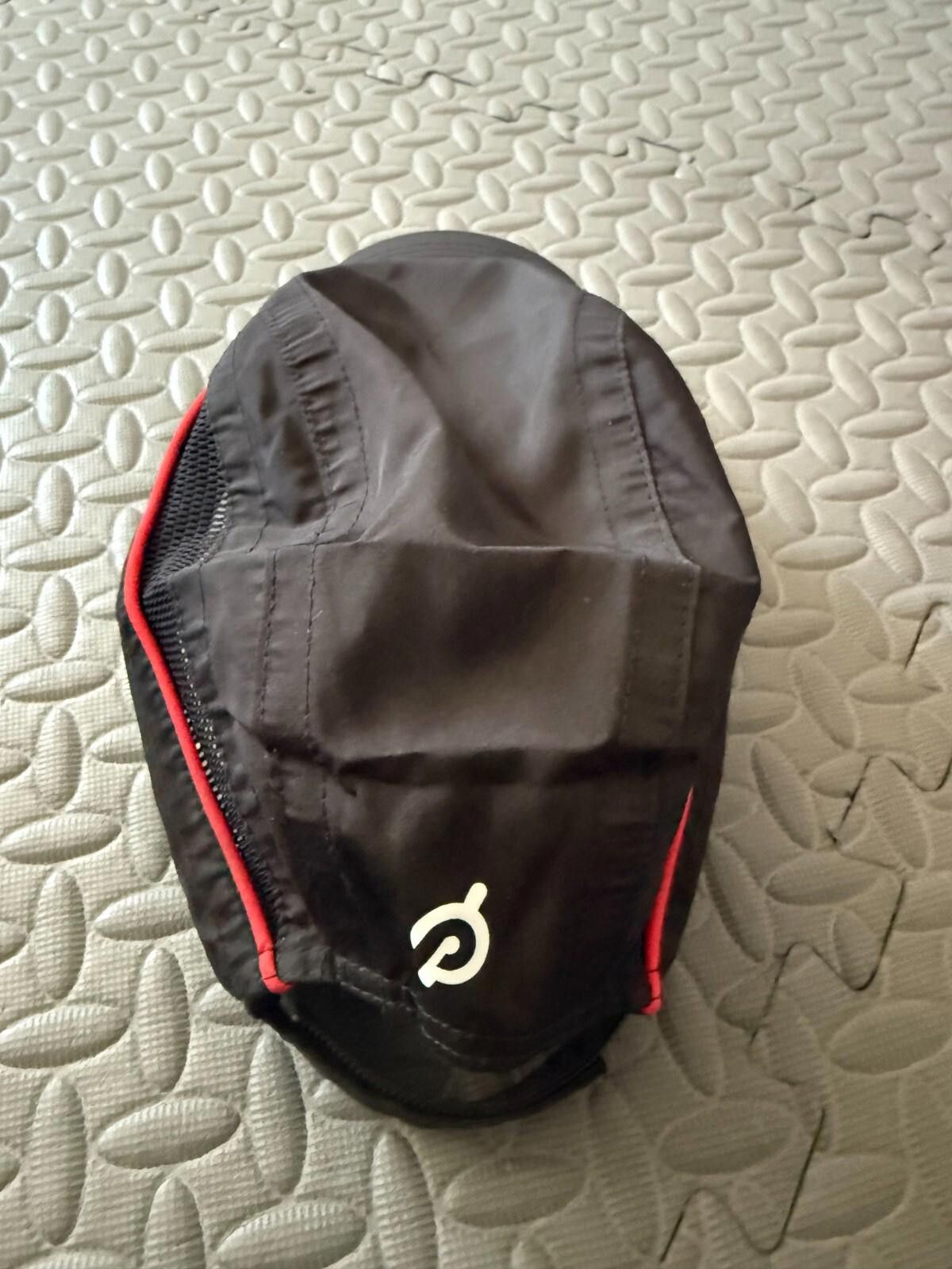 Peloton PELOTON LIMITED EDITION BLACK/ RED VENTED HAT Size ONE SIZE - 2 Thumbnail