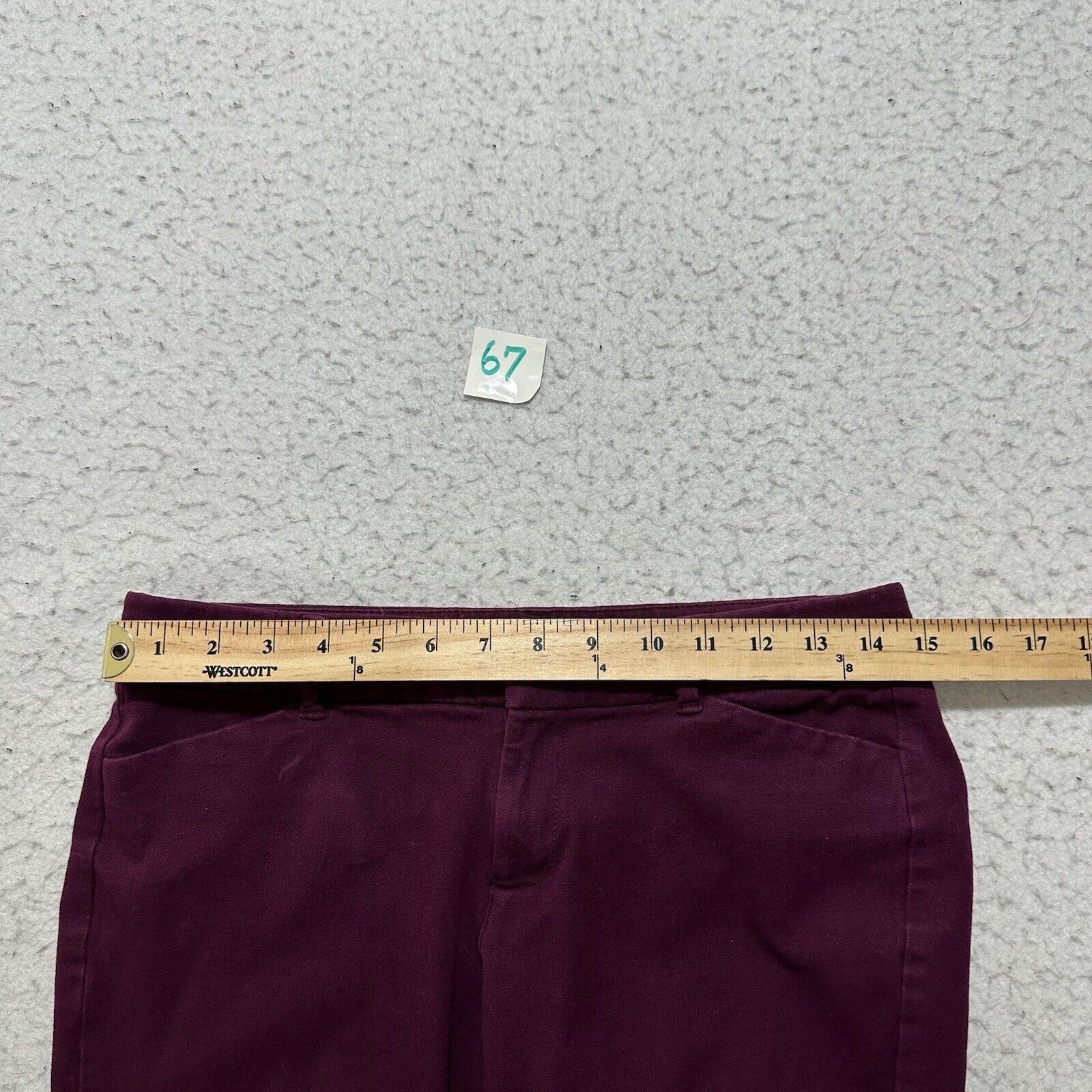 Old Navy Old Navy Pixie Pants 4 Flat Front Purple Mid-Rise Skinny Leg Size 30" / US 8 / IT 44 - 9 Thumbnail