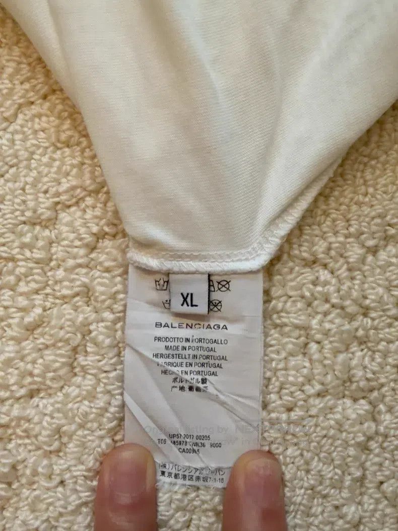 Balenciaga Balenciaga Short Sleeve T-Shirt Size US XL / EU 56 / 4 - 5 Thumbnail
