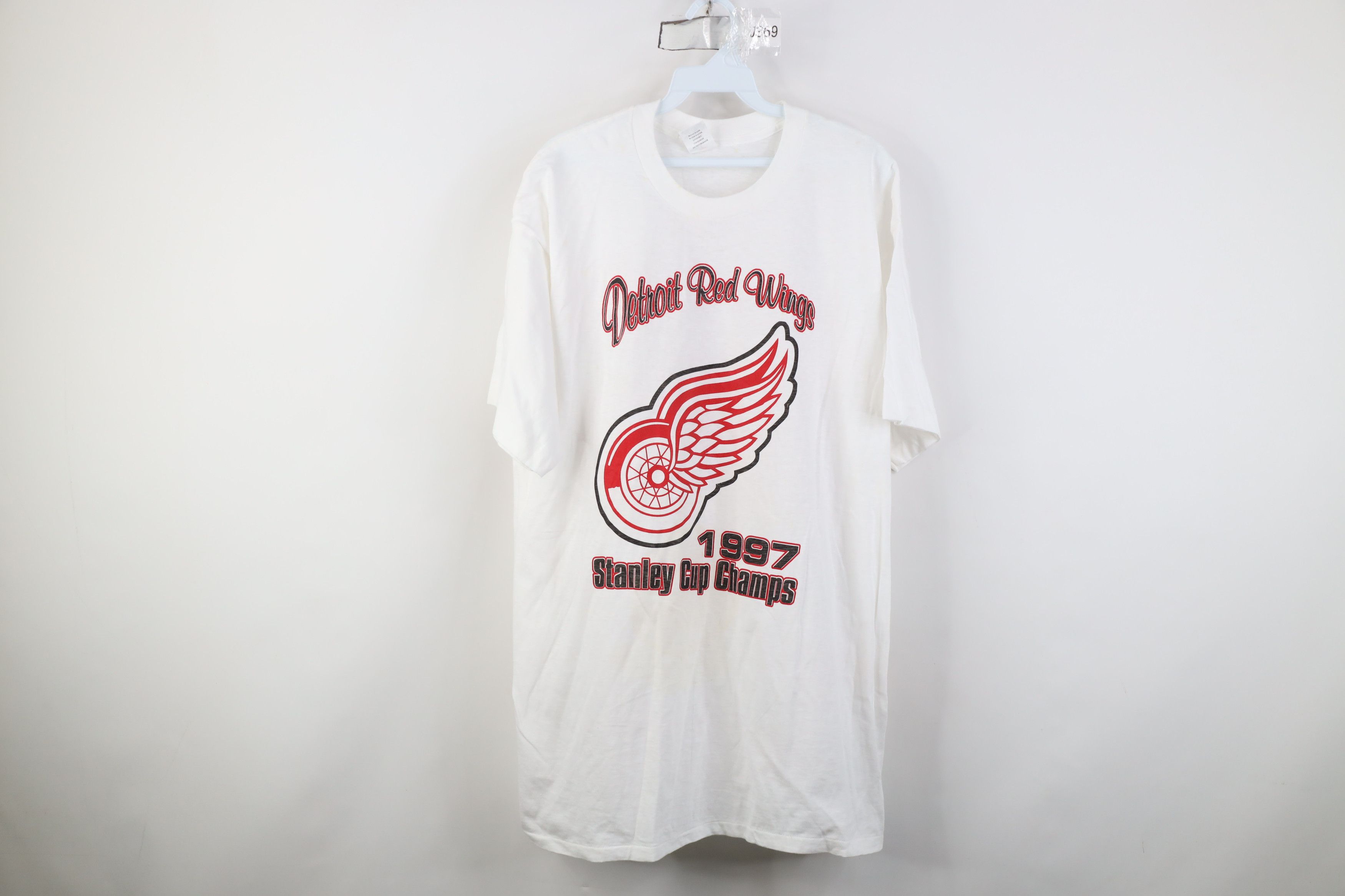 Vintage Vintage 90s 1997 Champions Detroit Red Wings Hockey T-Shirt Size US XL / EU 56 / 4 - 1 Thumbnail