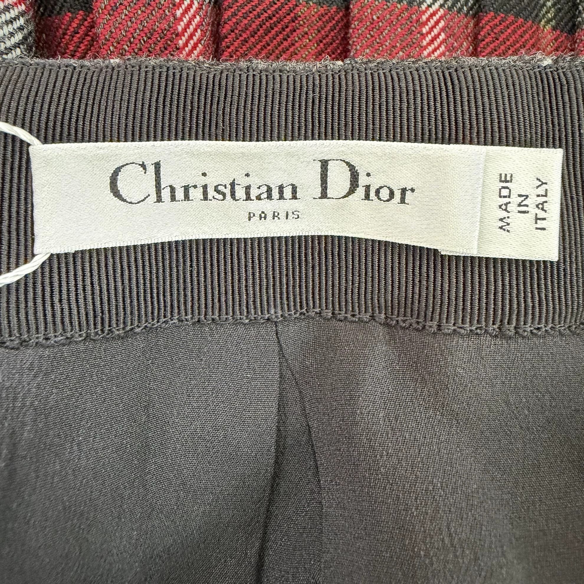 Christian Louboutin CD colorblock check wool pleated skirt F34 Size 25" / US 0 / IT 36 - 7 Thumbnail