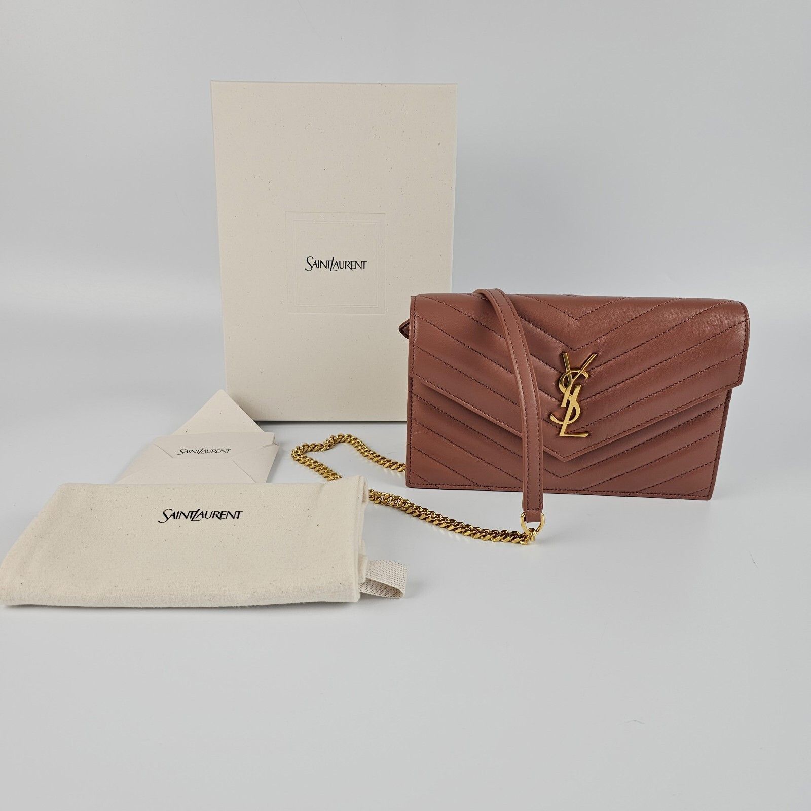 Saint Laurent Paris SAINT LAURENT Cassandre Envelope Barely Pink Leather Chain W Size ONE SIZE - 1 Thumbnail