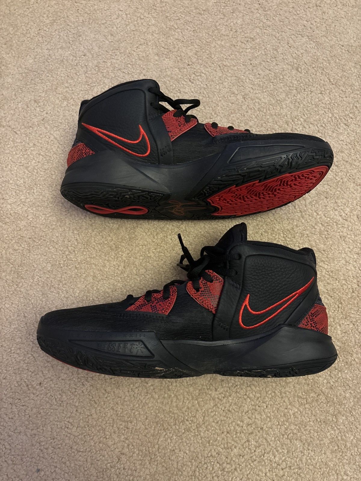 Nike Kyrie Infinity Black/Red Men 9 US Size US 9 / EU 42 - 3 Thumbnail