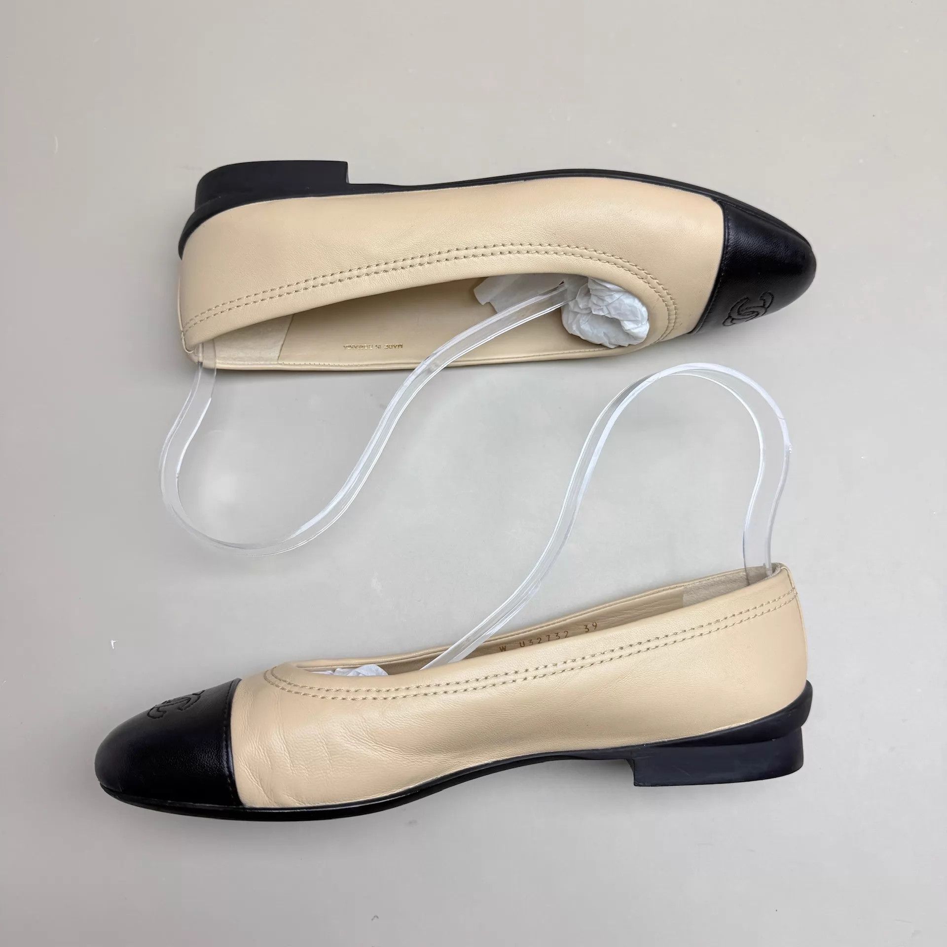 Chanel CHANEL CC Milk Tea Low Heel Pumps 39EU Mint Size US 8.5 / IT 38.5 - 5 Thumbnail