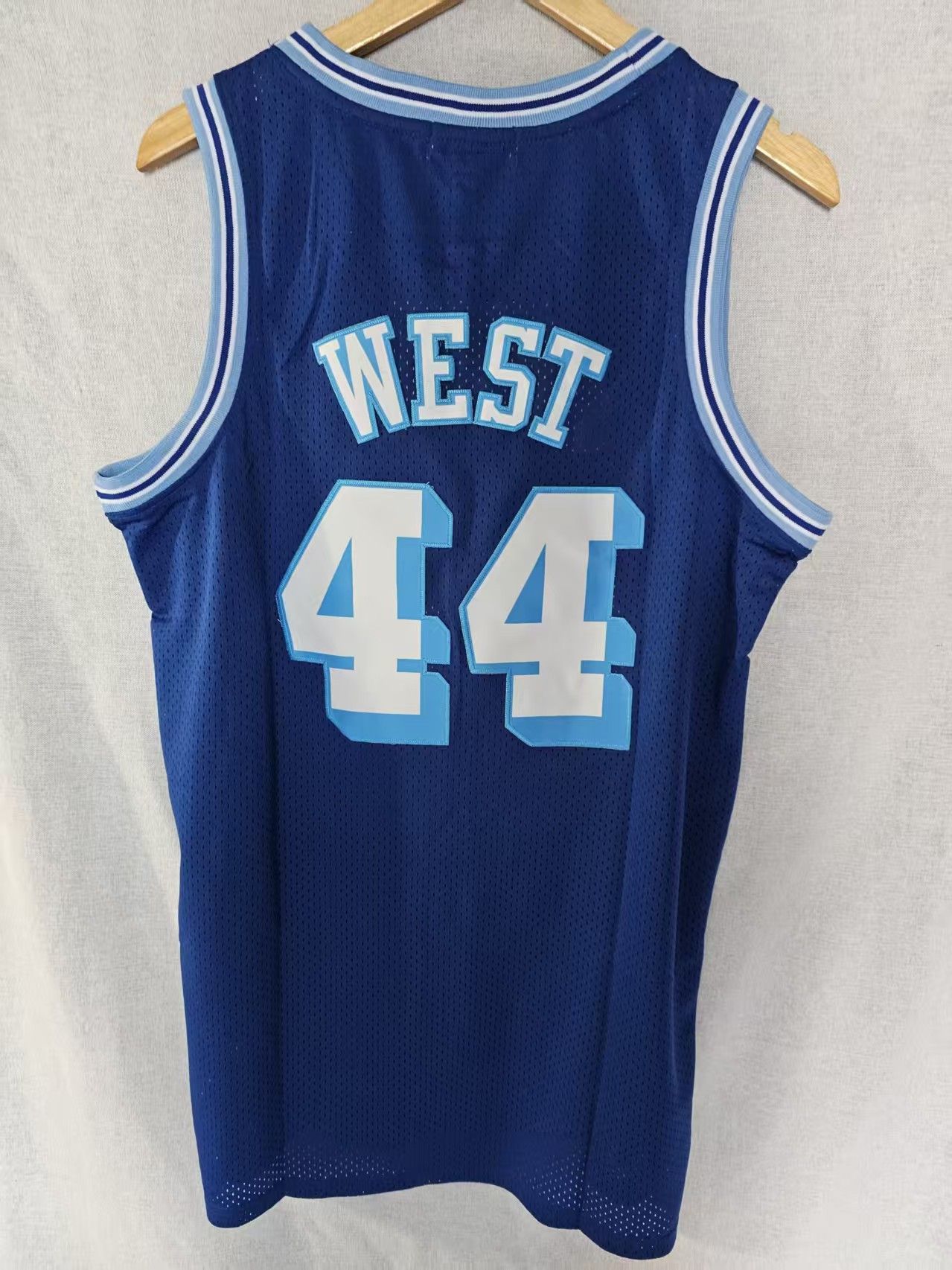 NBA Vintage Laker 44 Jerry AlanWest Jersey Size US S / EU 44-46 / 1 - 1 Thumbnail