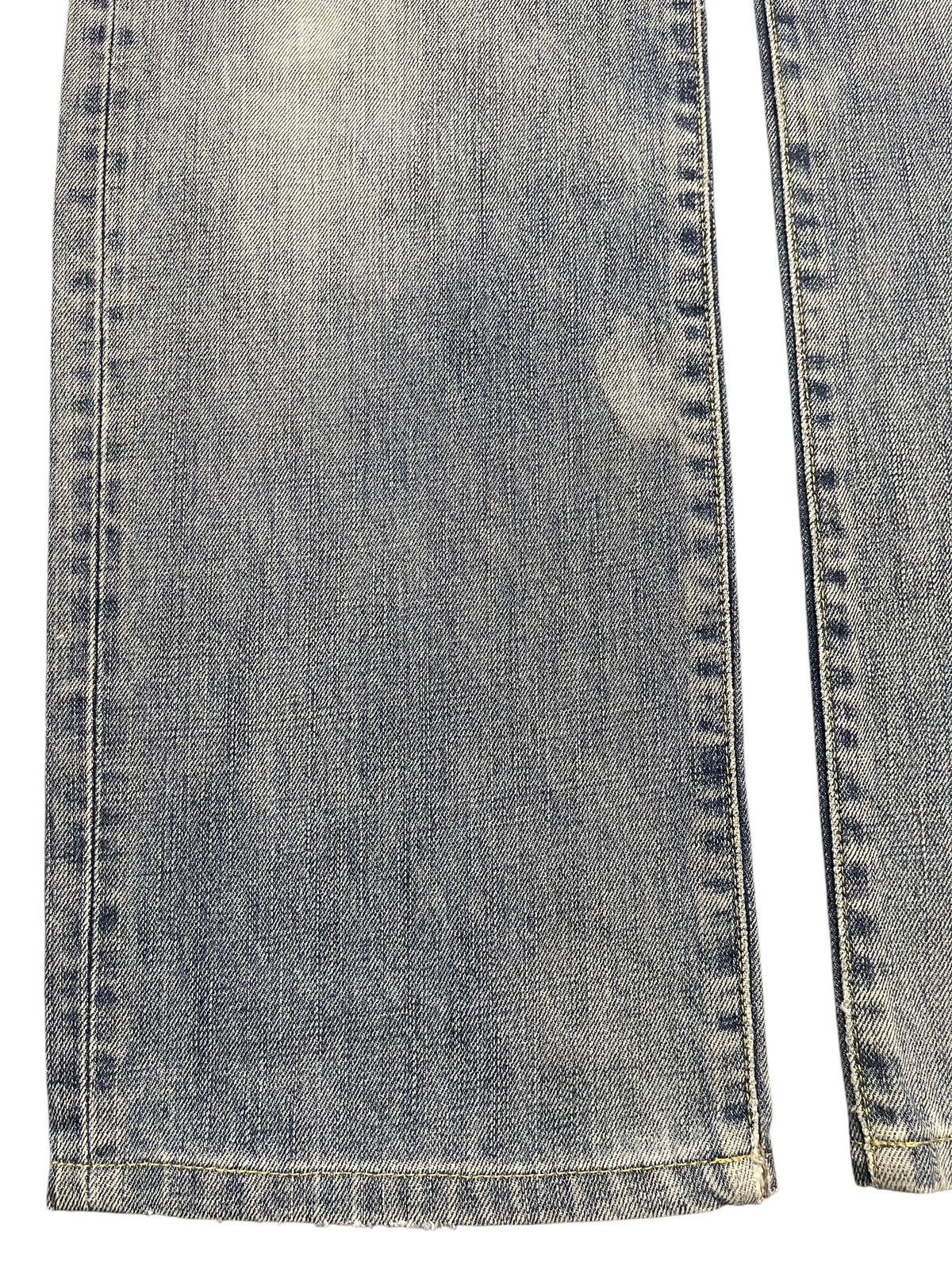 Uniqlo Vintage Japan Uniqlo Blue Faded Wash Whiskers Style Loose Size US 34 / EU 50 - 7 Thumbnail