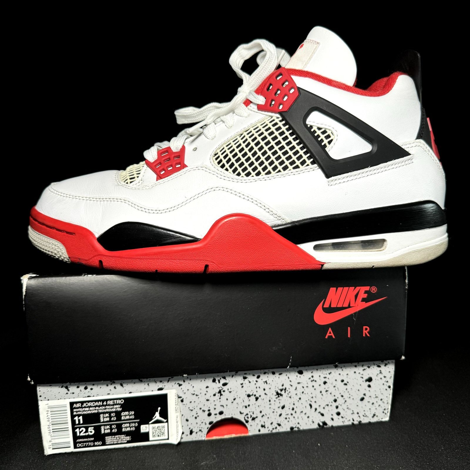 Jordan Brand × Nike Size 11 Nike Air Jordan 4 Retro OG Fire Red 2020 Men's Shoes Size US 11 / EU 44 - 8 Thumbnail