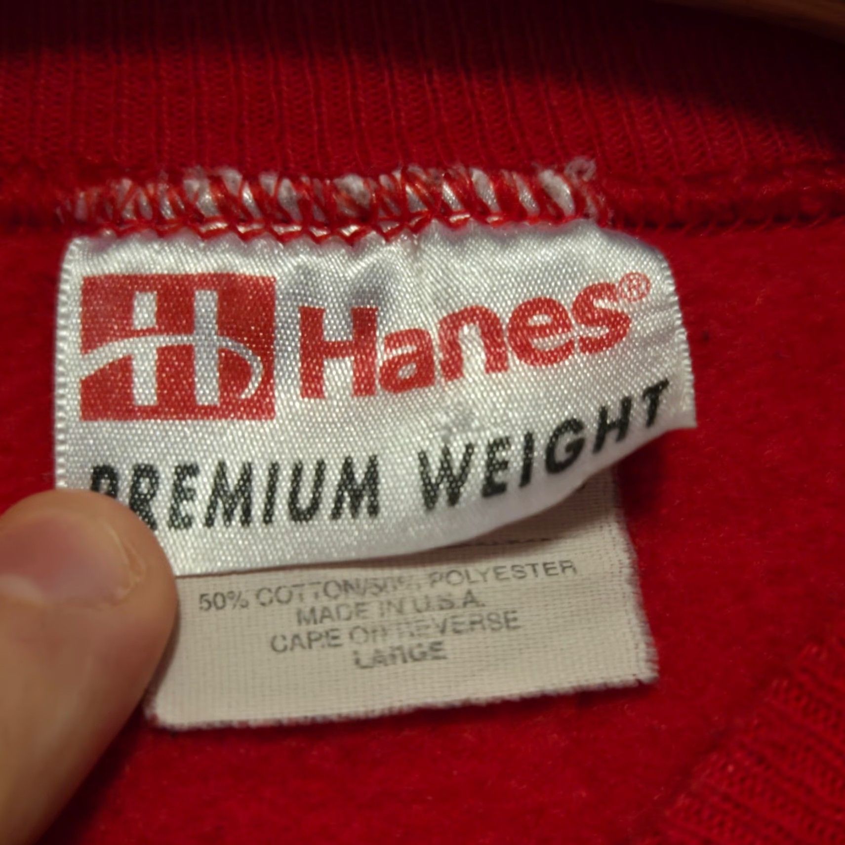 Hanes VINTAGE Betty Boop Christmas Sweatshirt L Red Embroidered 90's Rare Hanes Unisex Adults Pullover Mens Womens Size US L / EU 52-54 / 3 - 3 Thumbnail