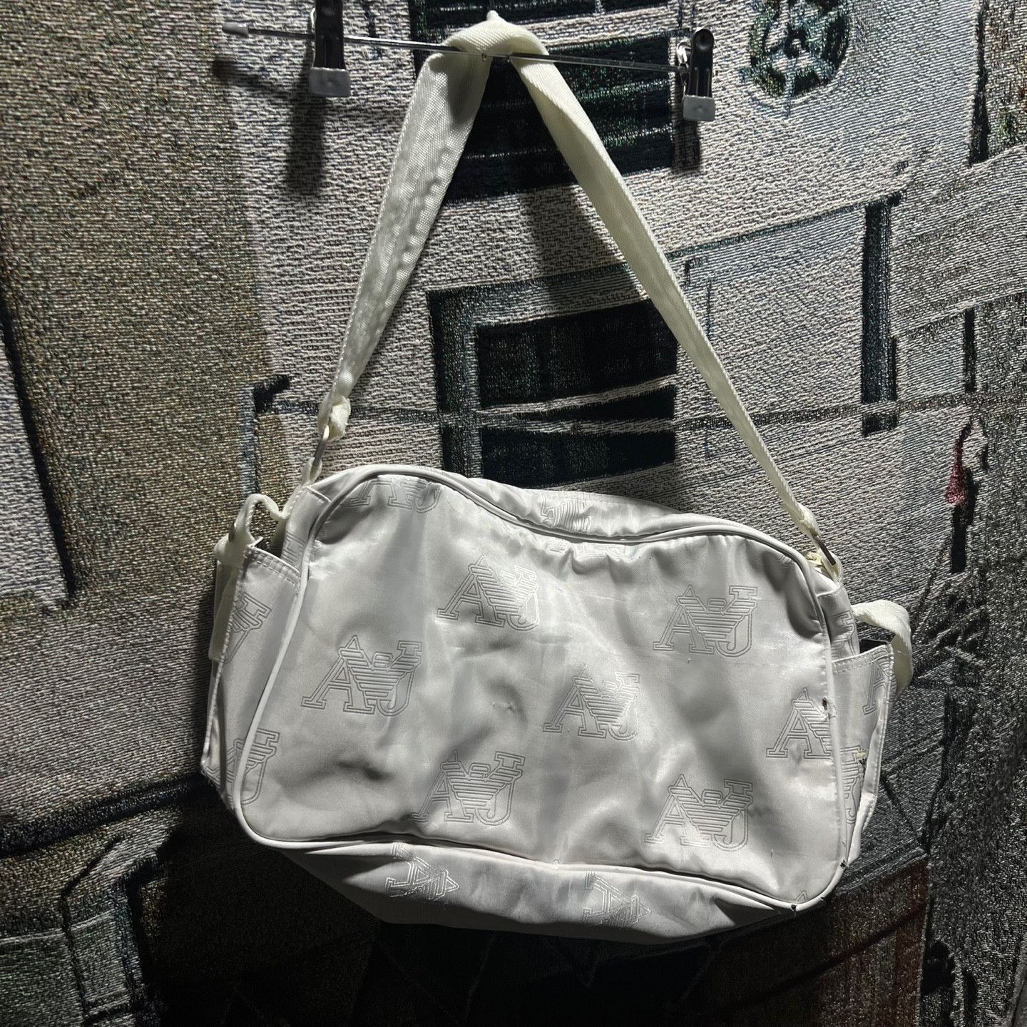 Armani Armani Jean Shoulder Bag White Size ONE SIZE - 5 Thumbnail