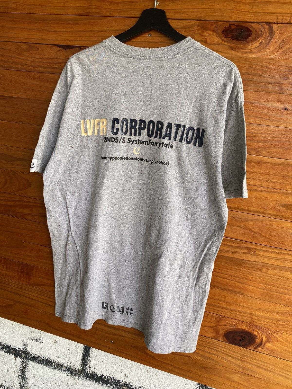 Anime Vintage Level Four Graphic T-Shirt – Grey Anime Print Tee Size US L / EU 52-54 / 3 - 10 Thumbnail