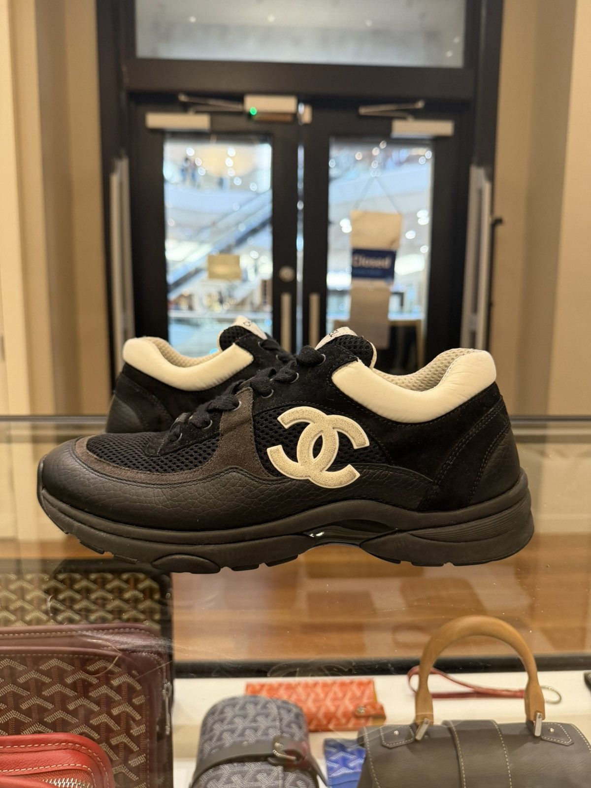 Chanel Chanel Runner Sneaker - Black Size US 7.5 / EU 40-41 - 1 Thumbnail