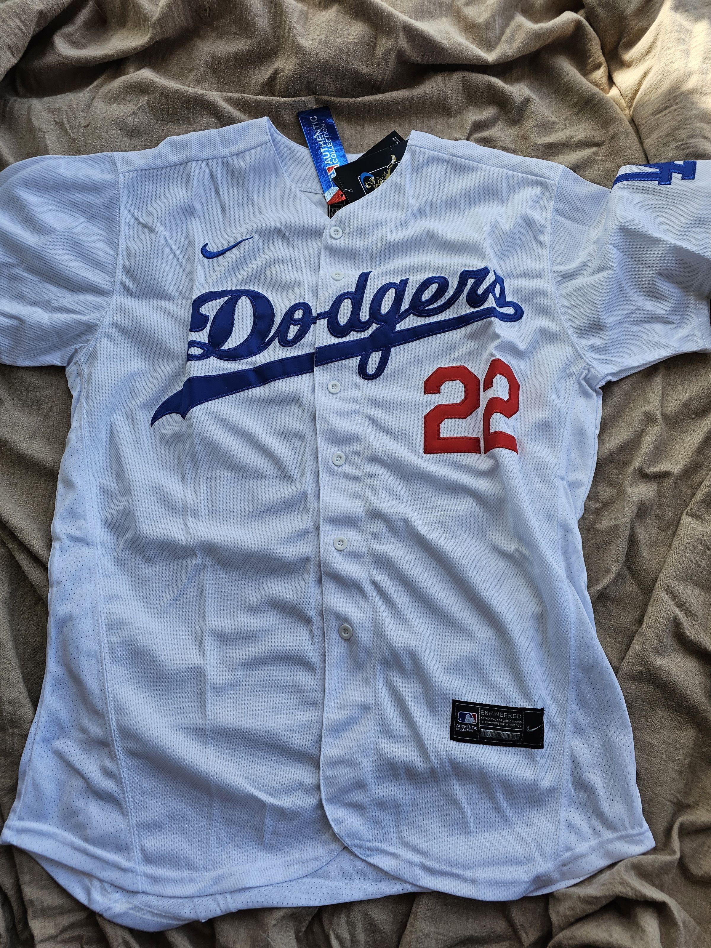 Los Angeles Dodgers Kershaw #22 Royal Blue Hoodie | Men's MLB Gear