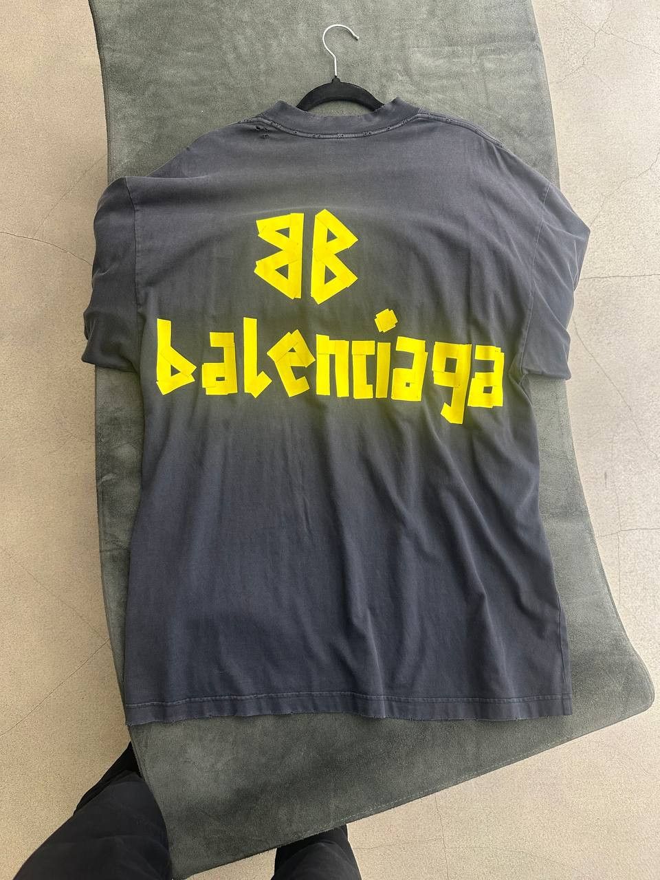 Balenciaga Balenciaga Tape Type Medium Fit T-shirt Black Faded Size US M / EU 48-50 / 2 - 4 Thumbnail
