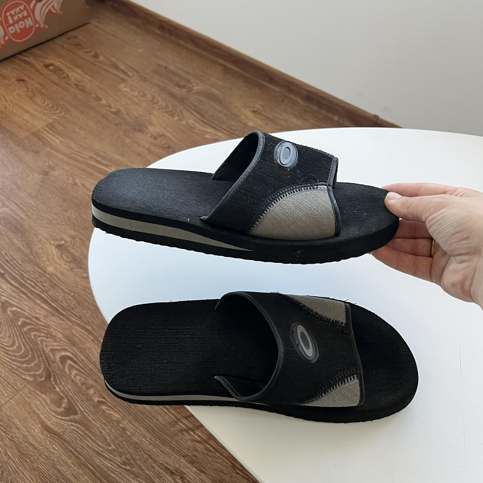 Oakley Oakley Vintage Flip Flops / Slippers 90s Sz 41 Size US 8 / EU 41 - 6 Thumbnail