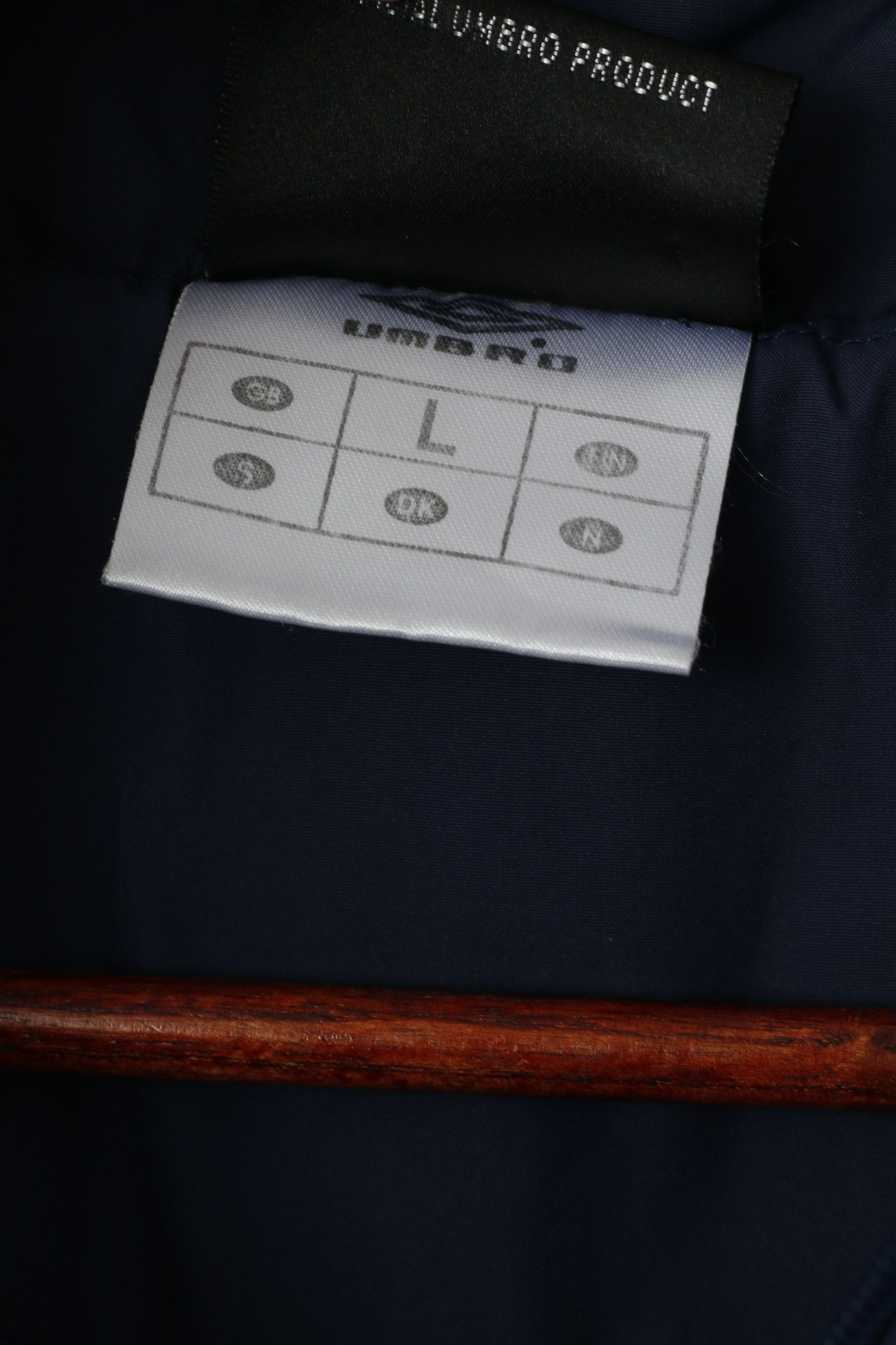 Umbro Umbro Men L Jacket Navy Sportswear Vintage 6141 Size US L / EU 52-54 / 3 - 4 Thumbnail