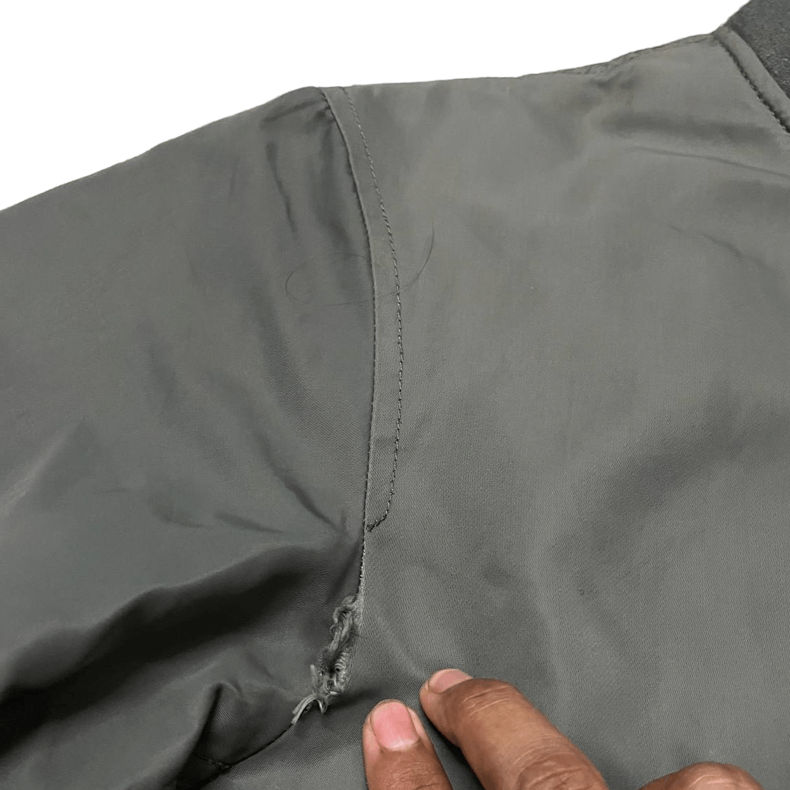 Uniqlo Uniqlo Bomber Jacket Military Ma 1 Size US M / EU 48-50 / 2 - 6 Thumbnail