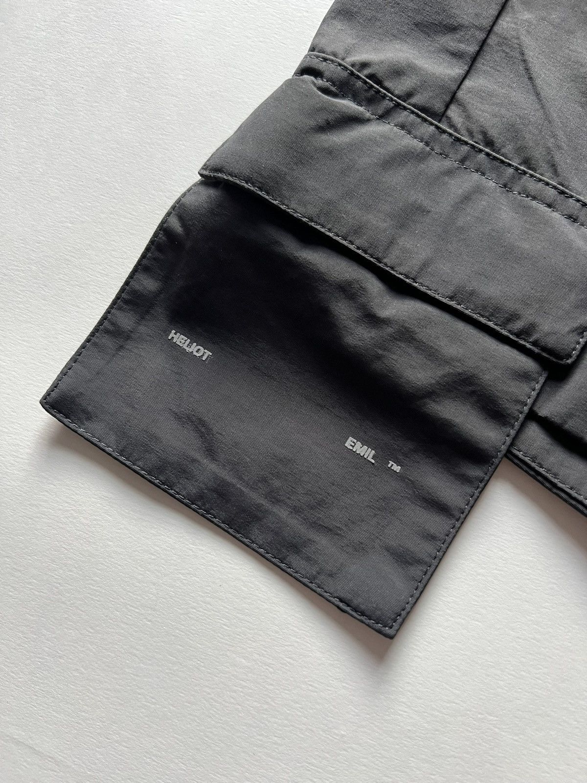 Heliot Emil Heliot Emil techical pocket shorts Size US 34 / EU 50 - 3 Thumbnail