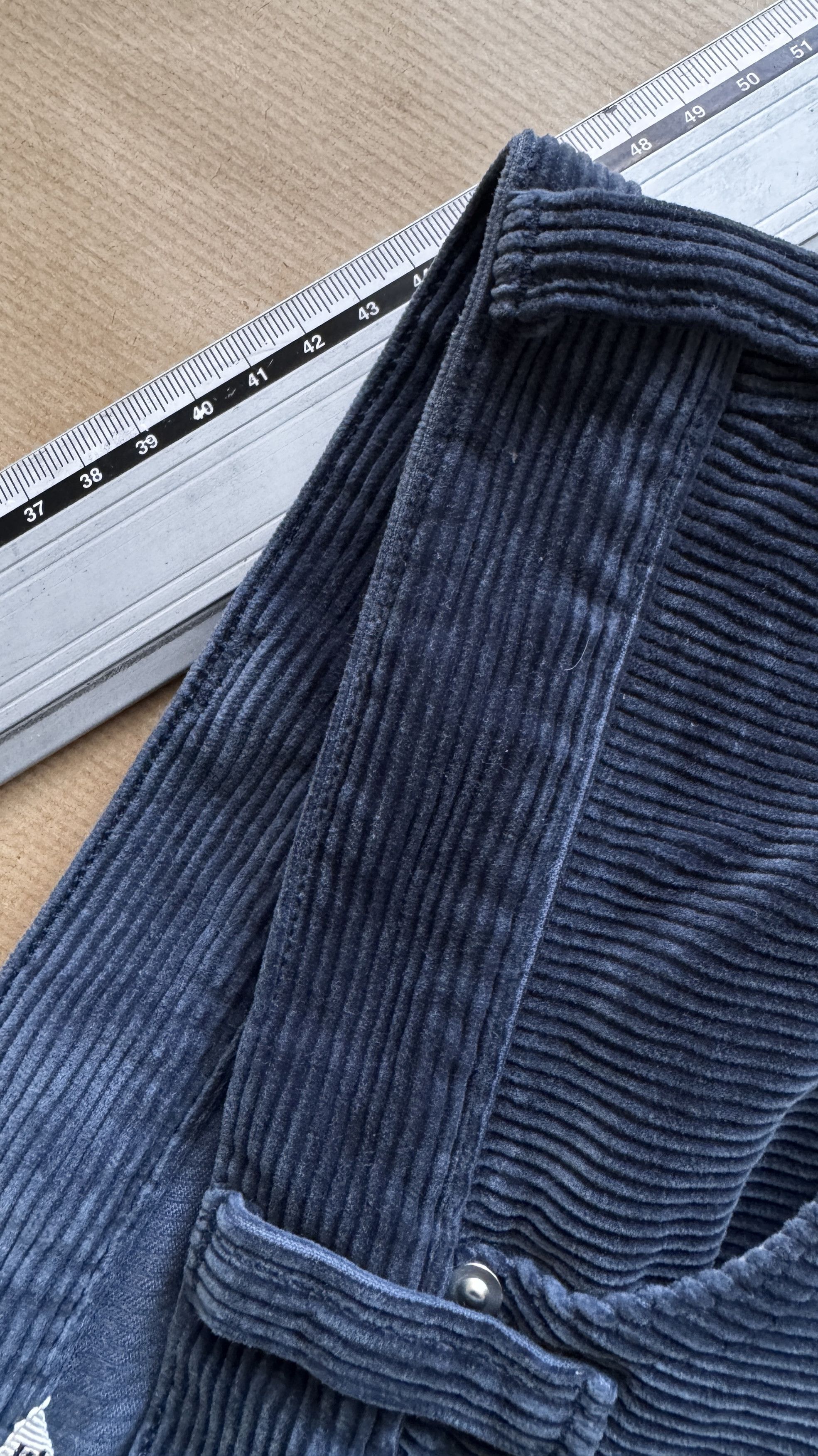 Auralee aa . L . WASHED CORDUROY 5P PANTS . A7AP03FN Size US 34 / EU 50 - 4 Thumbnail