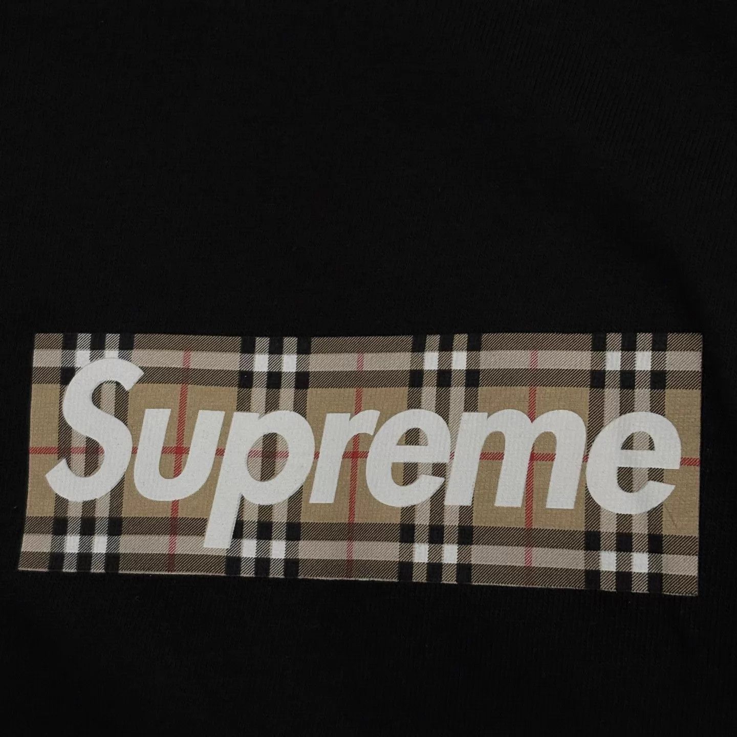 Burberry SUPREME x Burberry BOX LOGO Short Sleeve S NWT Size US S / EU 44-46 / 1 - 6 Thumbnail