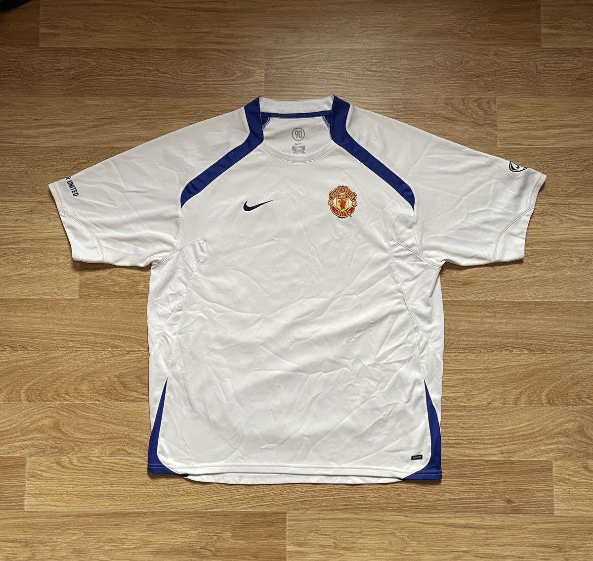 Nike Manchester United Nike Training Football 2005 Soccer Jersey Size US L / EU 52-54 / 3 - 1 Thumbnail