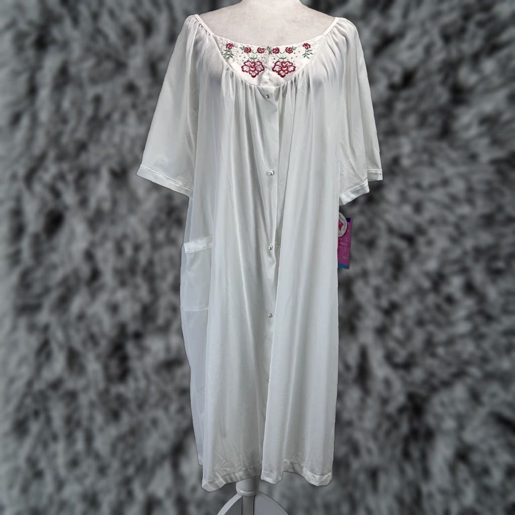 Vintage VINTAGE Kelly Reed Nylon Nightgown 26W Plus White Semi Sheer 1990s Womens Size ONE SIZE - 1 Thumbnail