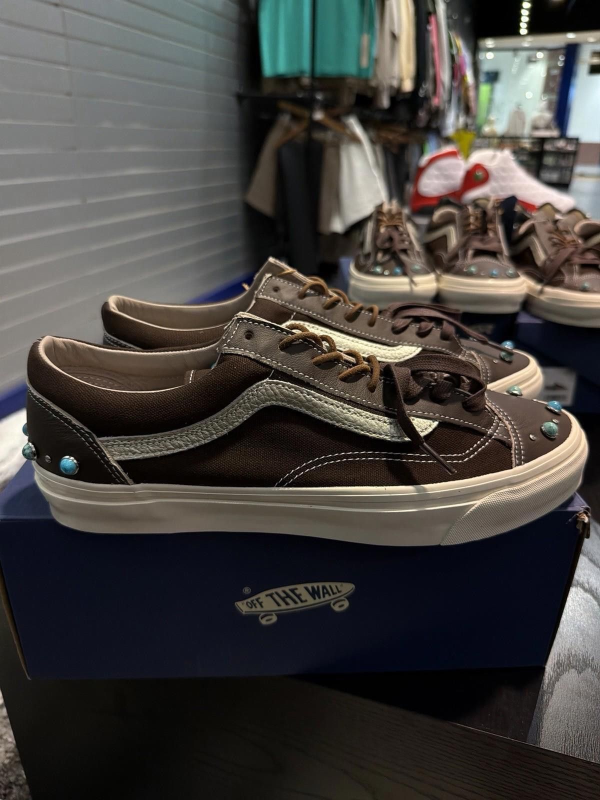 Vans Size 12 - Vans LX Old Skool 36 Gemstone Mushroom Mocha Size US 12 / EU 45 - 2 Thumbnail
