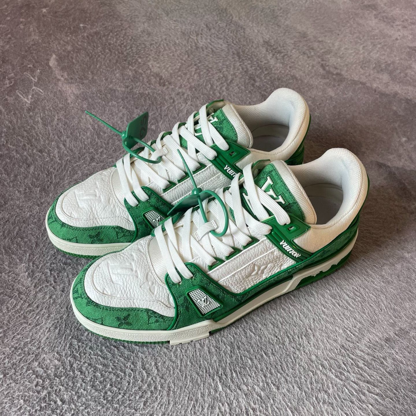 Louis Vuitton Louis Vuitton Training Denim Green Lowtop Sneakers 42 Men Size US 9 / EU 42 - 1 Thumbnail