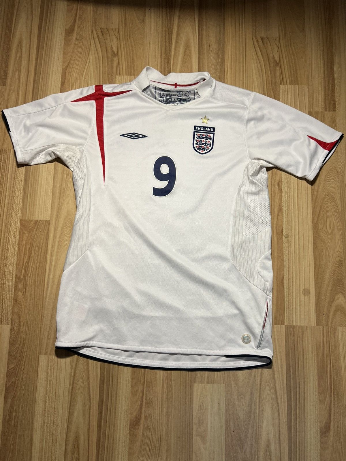 Umbro Team England Wayne ROONEY TURNER 2005- 2007 Size US XL / EU 56 / 4 - 1 Thumbnail