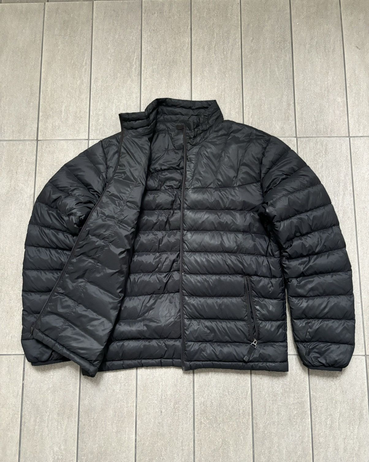 Designer × Tumi Tumi Tech Light Puffer Jacket Size US M / EU 48-50 / 2 - 4 Thumbnail