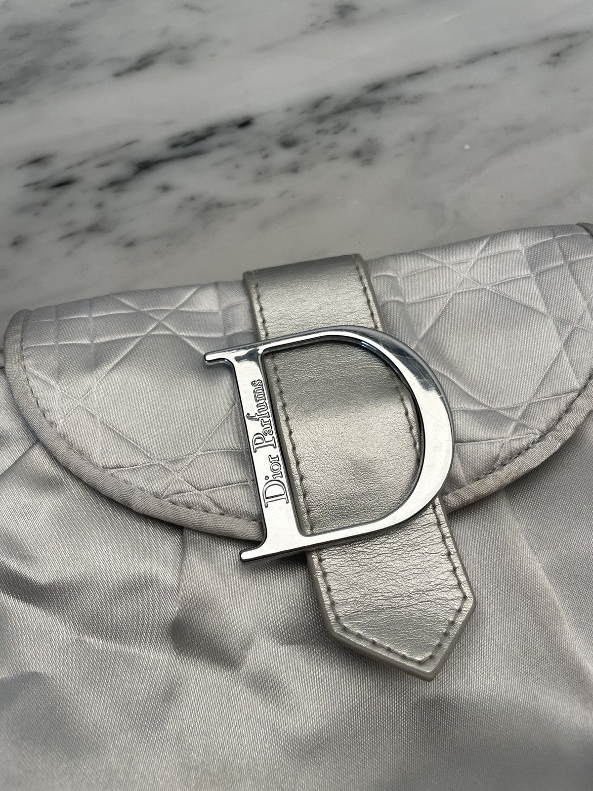 Dior Dior parfums cosmetic bag pouch with big logo Size ONE SIZE - 2 Thumbnail