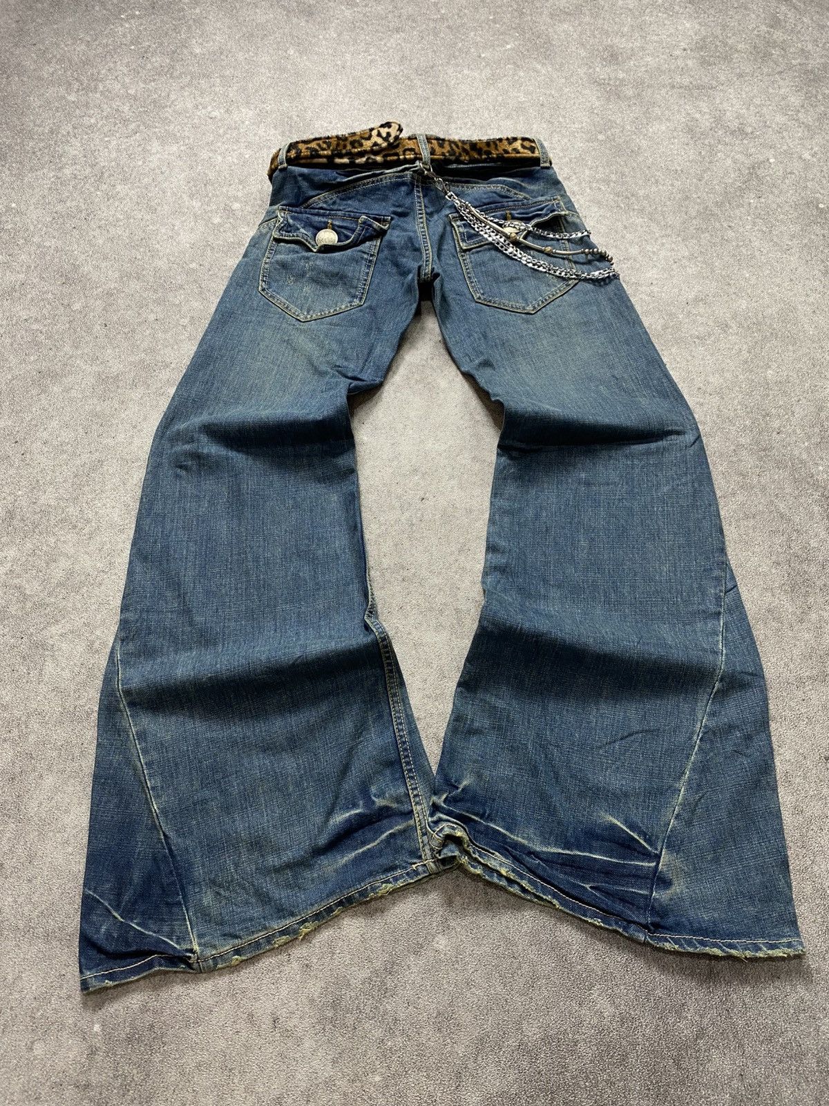 If Six Was Nine × Japanese Brand × Le Grande Bleu (L.G.B.) 2000s Koos & Chelia pig leather skin super flare jean Size US 31 - 2 Thumbnail