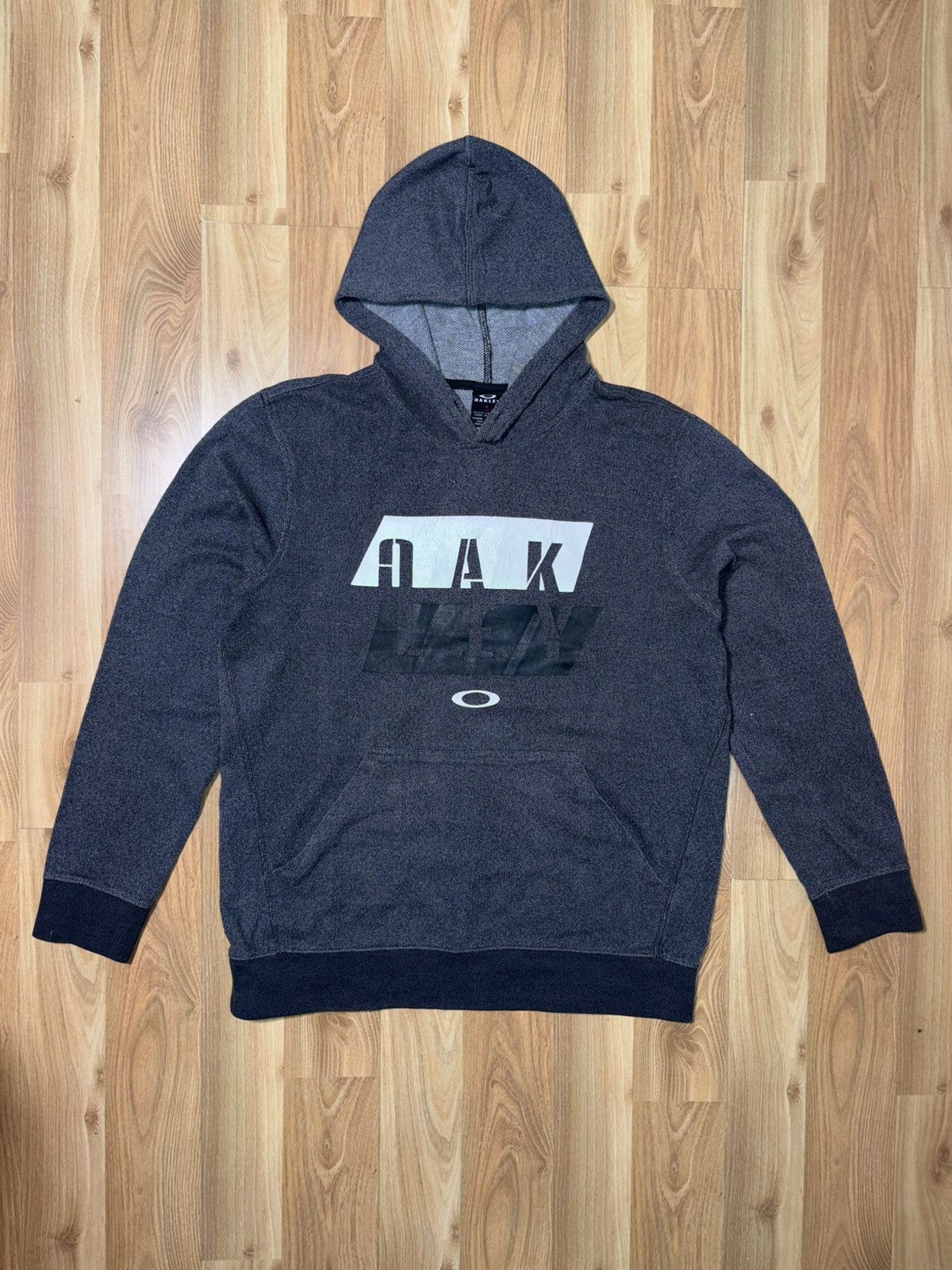 Oakley Vintage Oakley Graphic Logo Hoodie Grey/Black Marl - Size L Size US L / EU 52-54 / 3 - 1 Thumbnail