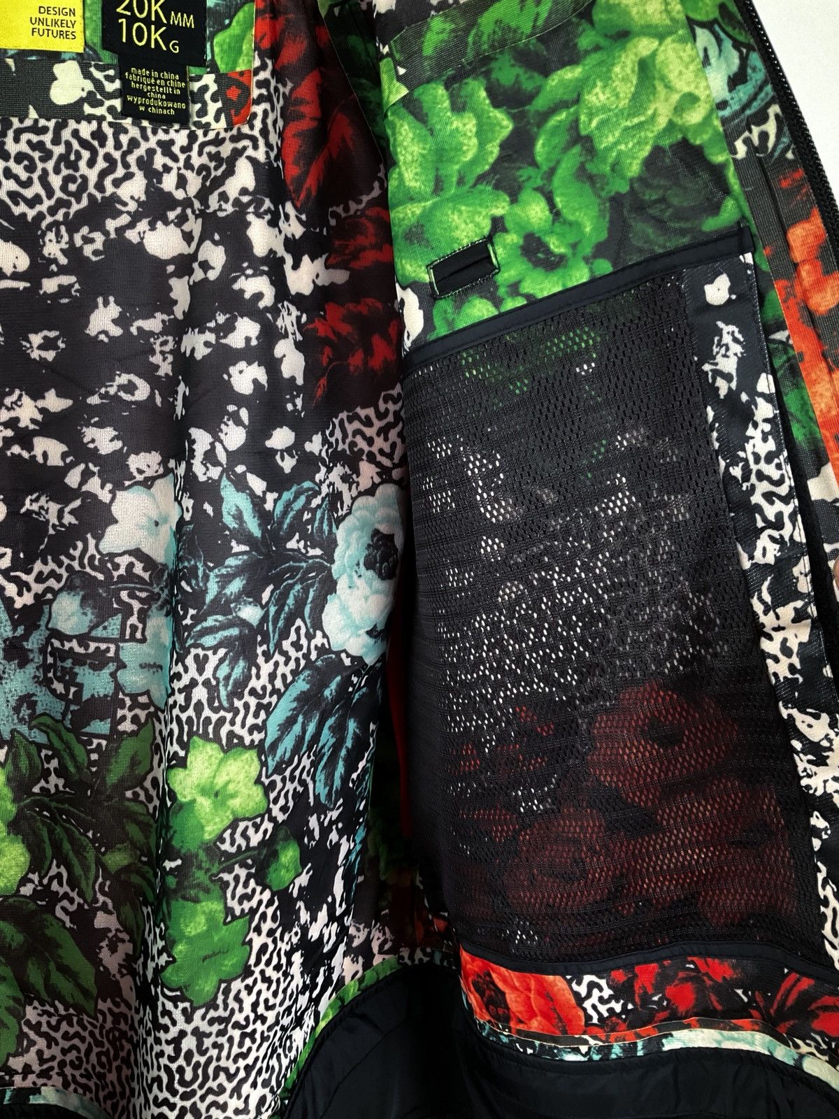 Analog Analog Render Snowboard Shell Jacket Floral Inside Pattern Size US L / EU 52-54 / 3 - 7 Thumbnail