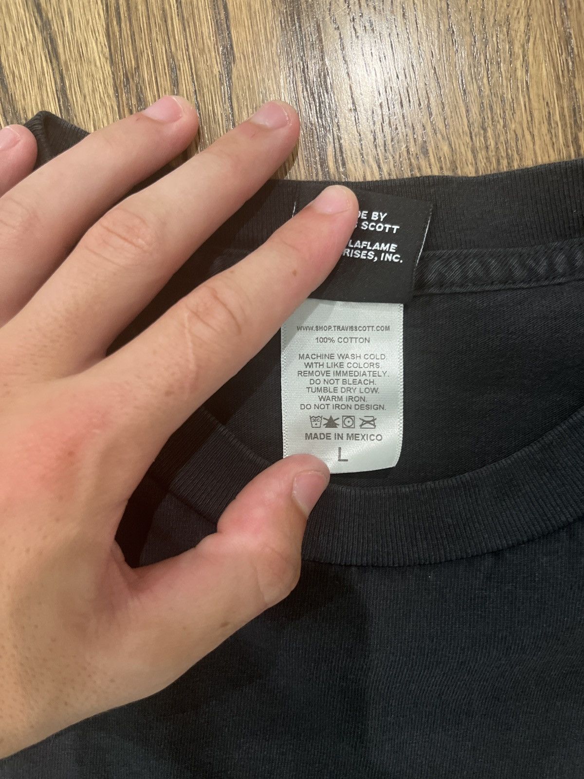 Travis Scott BLACKOUT REALITY Size US L / EU 52-54 / 3 - 5 Thumbnail