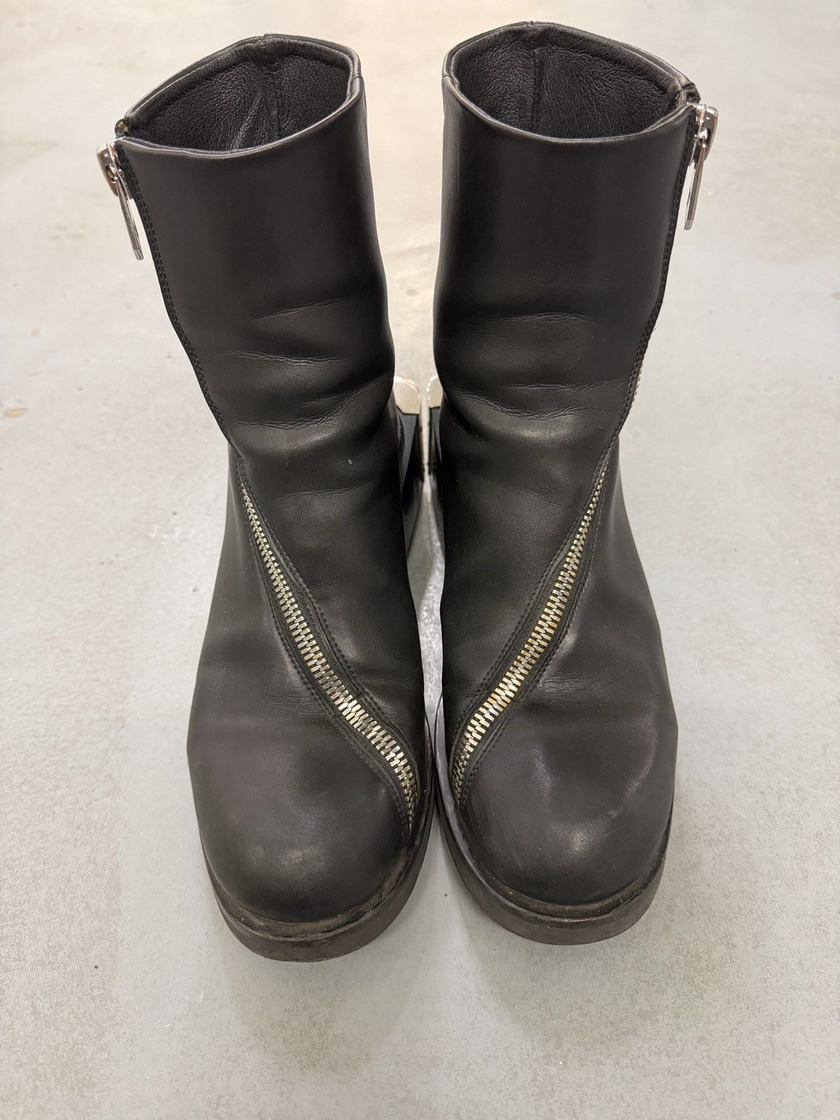 GmbH GmbH Asymmetric Zip Ankle Leather Boots Size US 7 / EU 40 - 2 Thumbnail