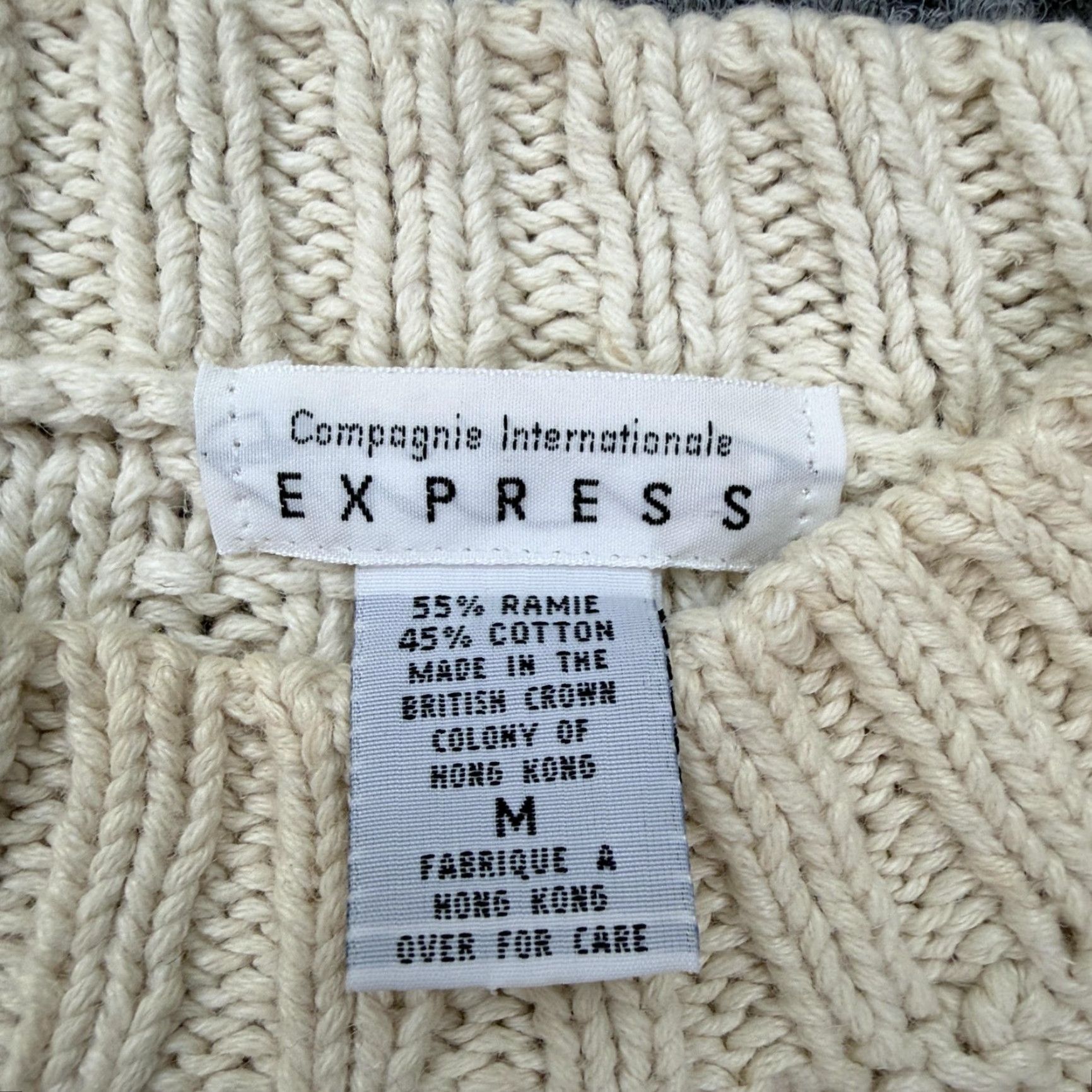Express VINTAGE Express Sweater Women Medium White Cable Knit Chunky Pullover Crew Neck 80s 90s Womens Size M / US 6-8 / IT 42-44 - 3 Thumbnail