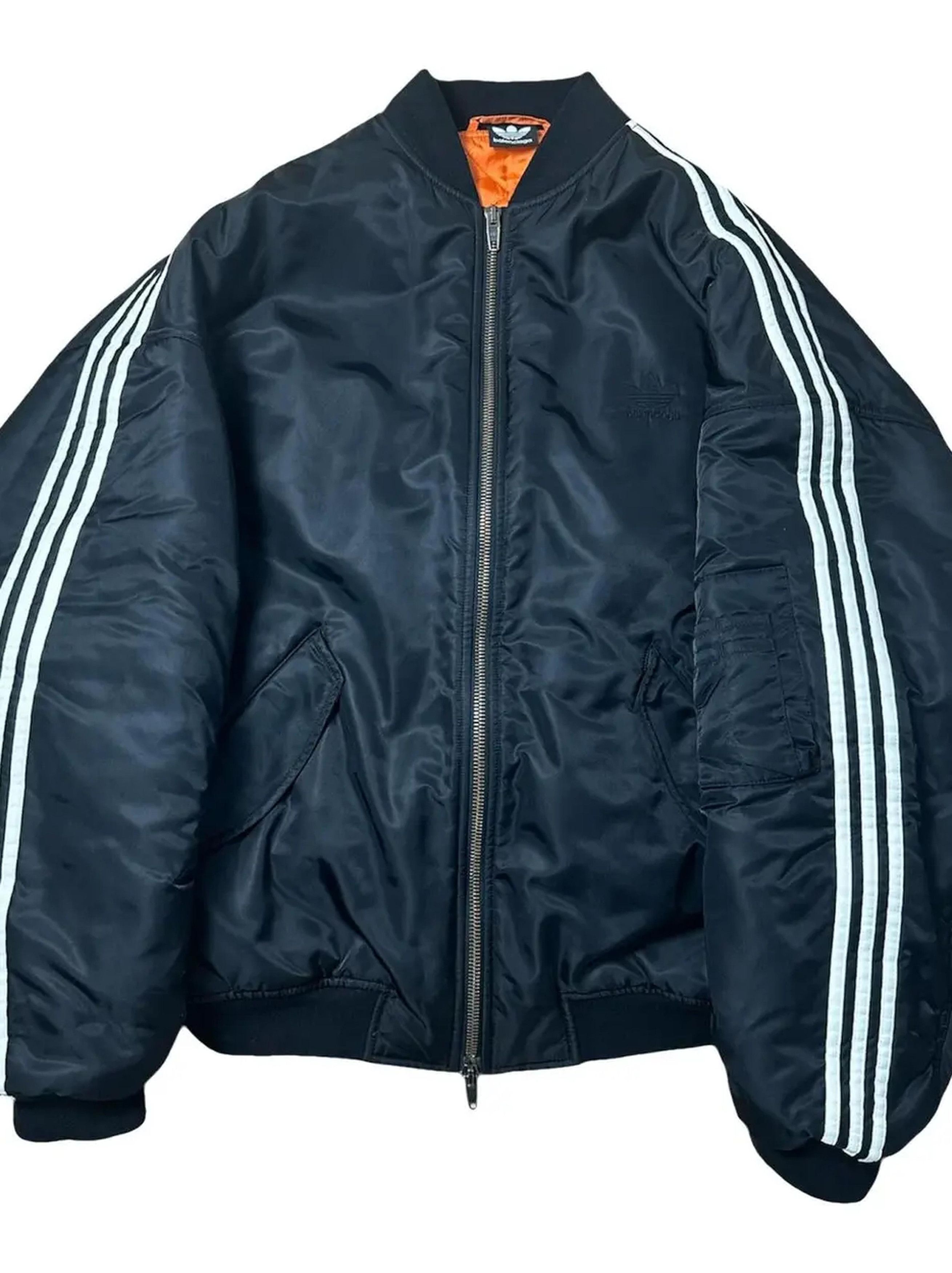 Adidas × Balenciaga Balenciaga x Adidas light Jacket M Blue Size US M / EU 48-50 / 2 - 1 Thumbnail