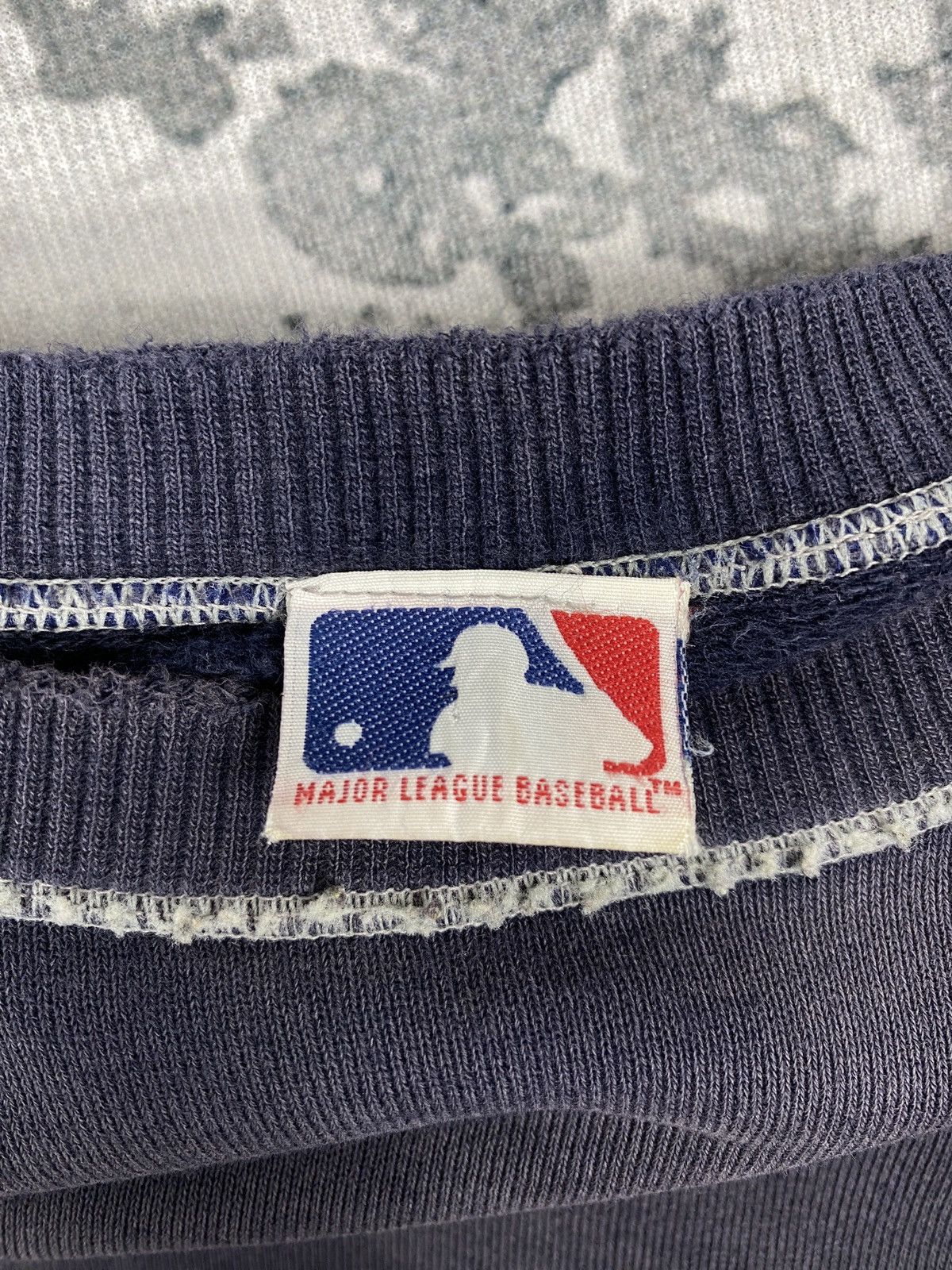 New York Yankees Vintage New York Yankees Faded Sweatshirts Size US M / EU 48-50 / 2 - 11 Thumbnail