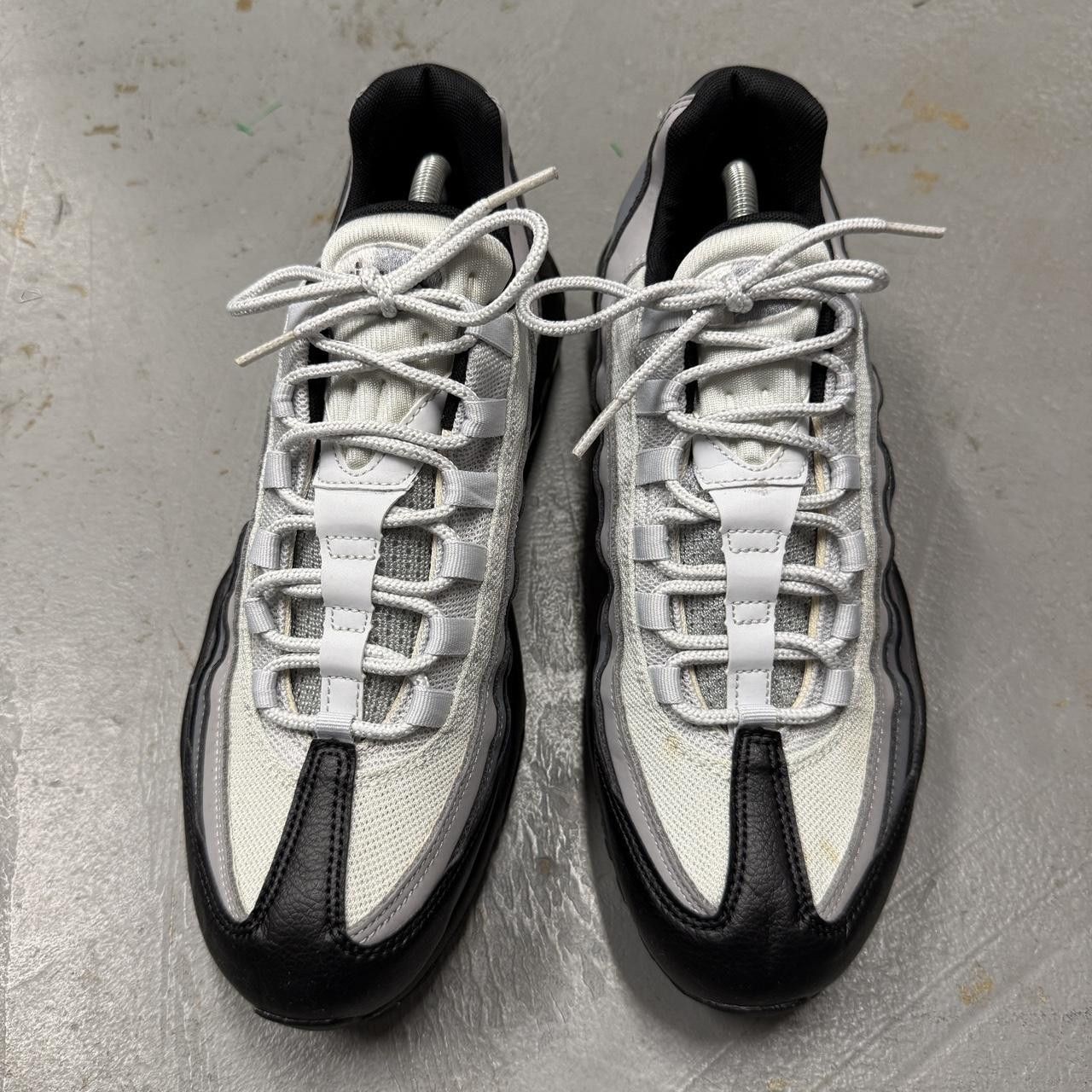 Nike Nike Air Max 95 Essential Black Grey 749766-022 Size 10.5 Size US 10.5 / EU 43-44 - 3 Thumbnail