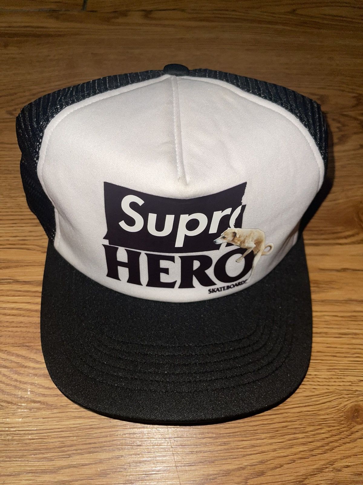 帽子 Supreme antihero cap Supreme ANTIHERO Mesh Back 5-Panel (SS22) - $46
