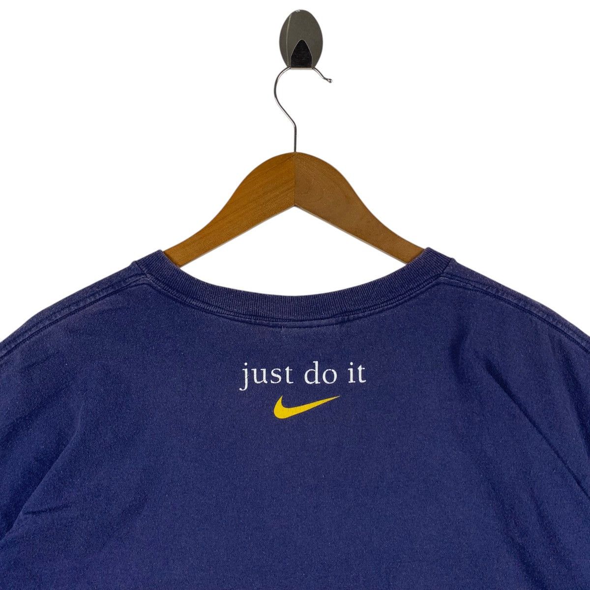 Nike Vintage NIKE girls kick but spellout tee Size US XL / EU 56 / 4 - 9 Thumbnail