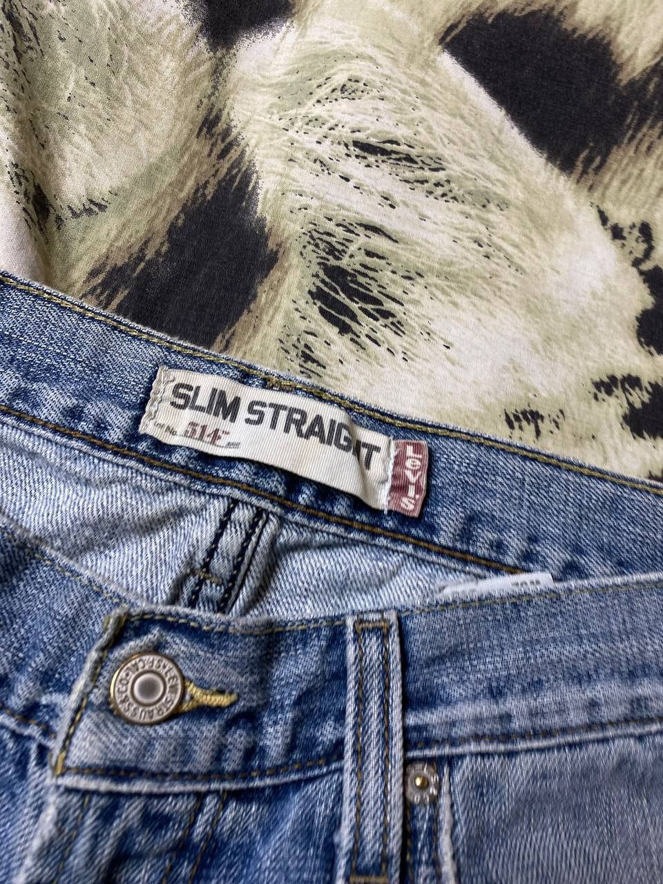 Levi's × Vintage Vintage Levi’s 514 light blue denim jeans Size US 32 / EU 48 - 2 Thumbnail