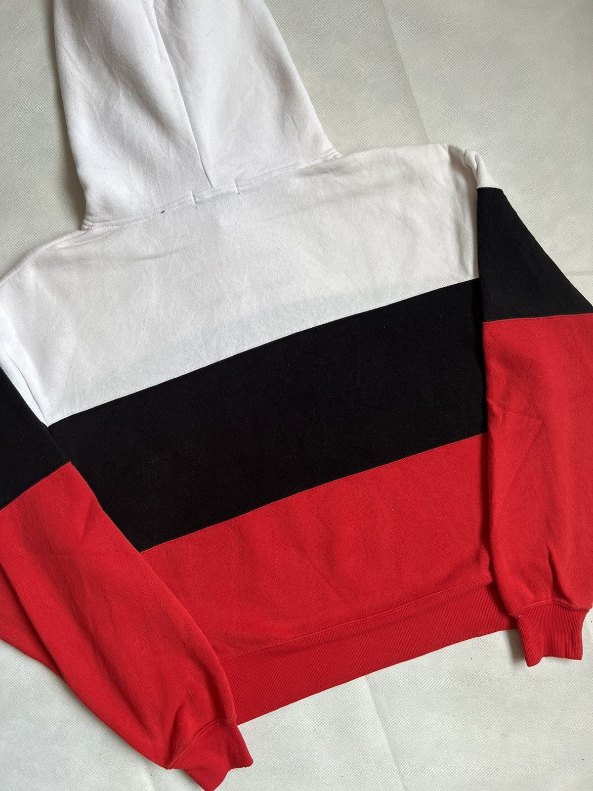 Kangol Vintage Kangol Sports Centre Logo Pullover Size M / US 6-8 / IT 42-44 - 9 Thumbnail