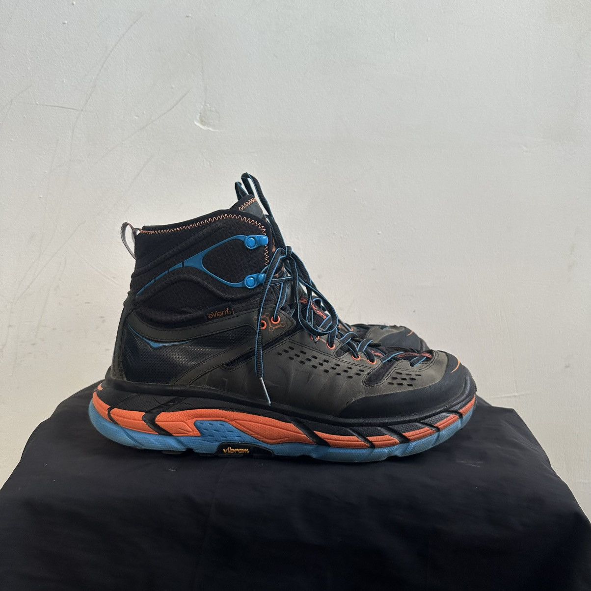Hoka Hoka Tor Ultra Hi Waterproof Hiking Boots 2021 Size US 11.5 / EU 44-45 - 1 Thumbnail
