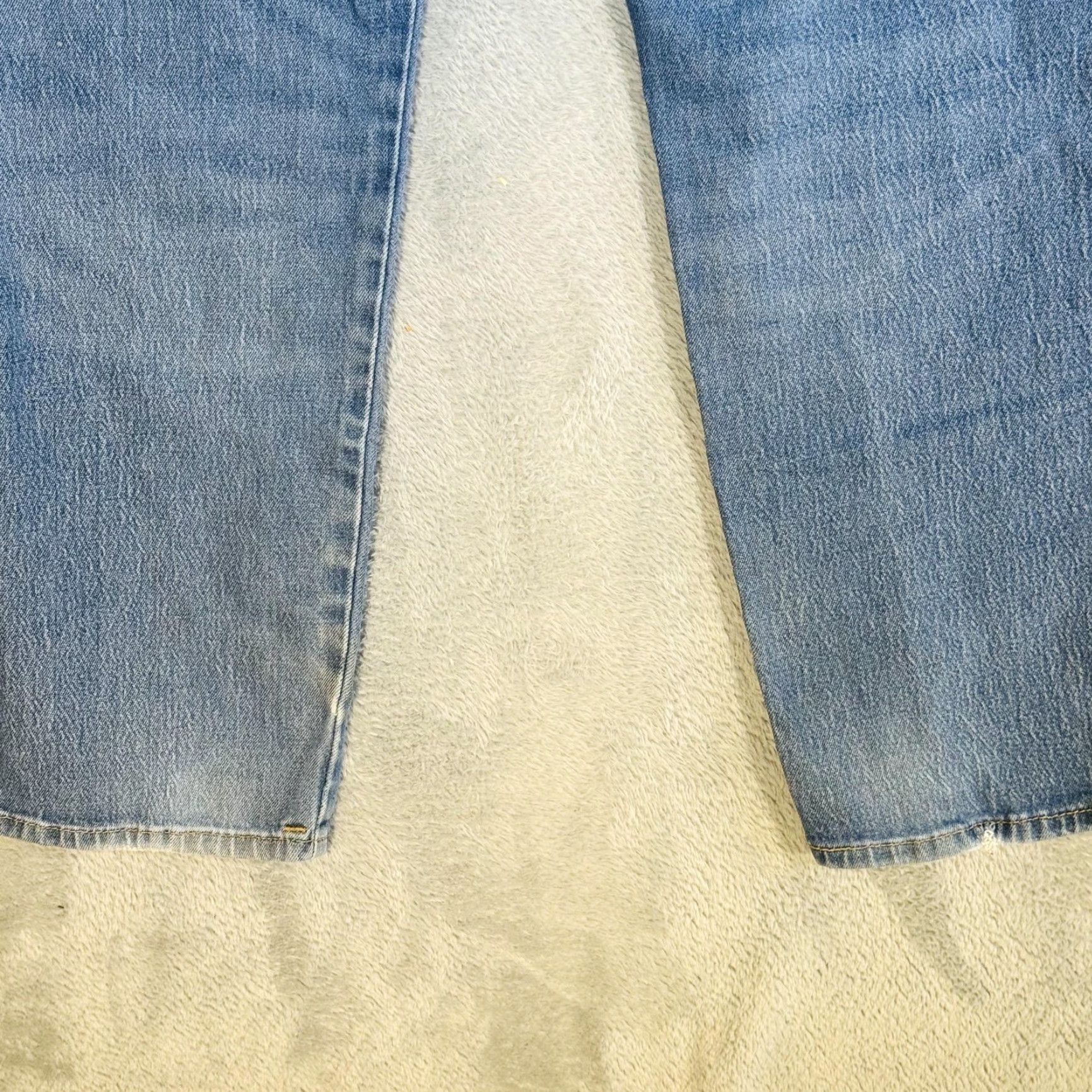 Levi's Levi's Western Fit Jeans Mens 36x32 Blue Light Wash Straight Denim Zip Fly Regular Size US 36 / EU 52 - 7 Thumbnail