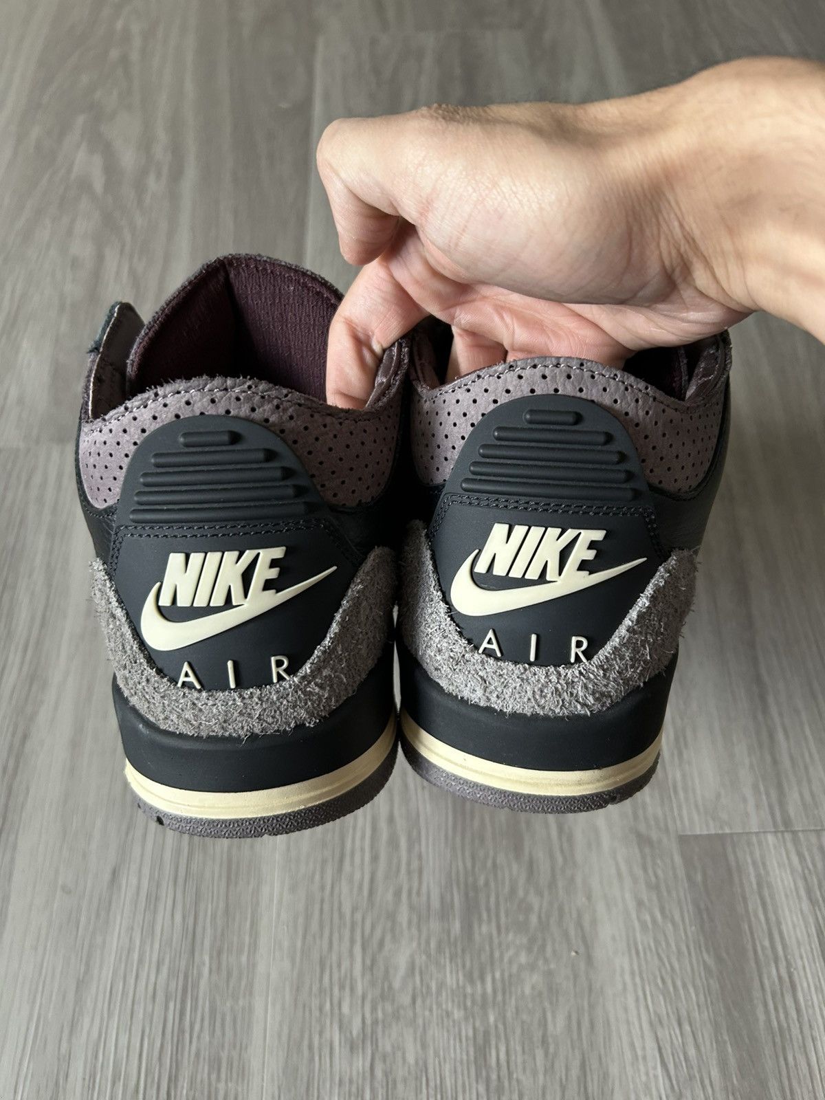 A Ma Maniere × Jordan Brand A Ma Maniere Air Jordan Retro 3 While You Were Sleeping 8.5M Size US 8.5 / EU 41-42 - 5 Thumbnail