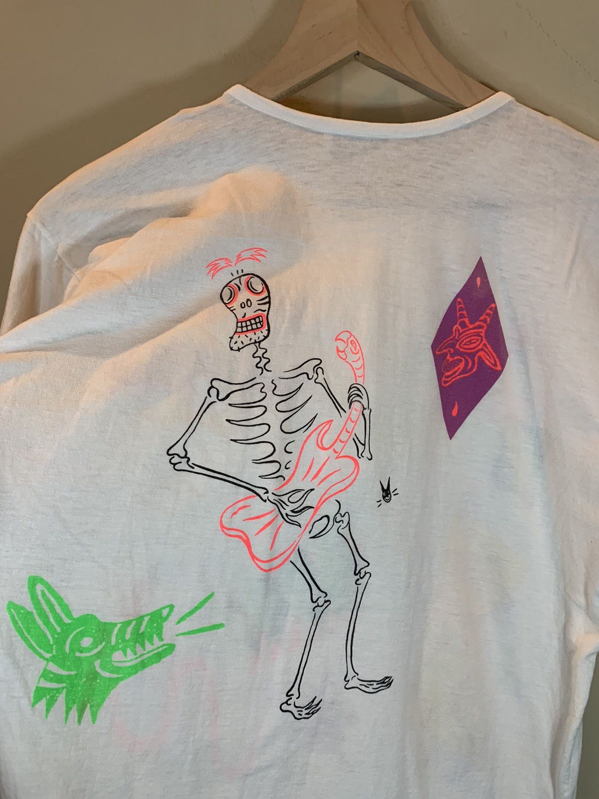 Band Tees × Vintage *RARE* Vintage 1984 Oingo Boingo Single Stitch Henley Shirt Size US M / EU 48-50 / 2 - 4 Thumbnail