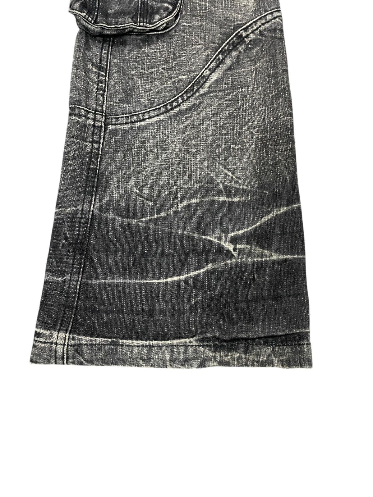 LOWBOX Lowbox Flared Distressed Stonewash Jeans Size US 31 - 12 Thumbnail
