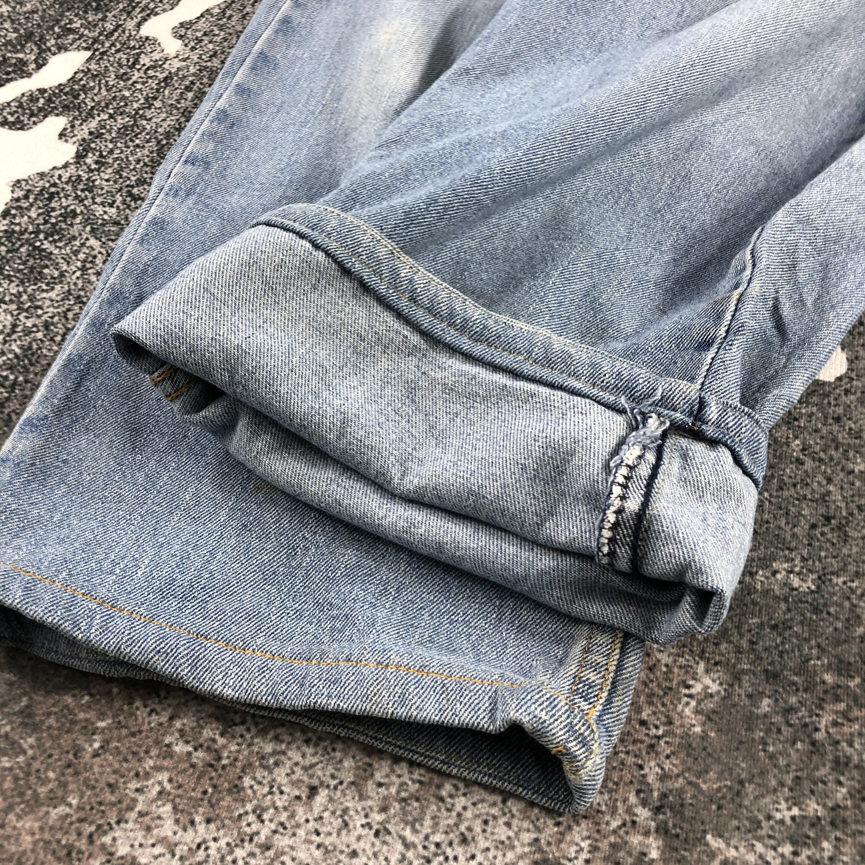 Levi's Vintage Levis 550 Jeans Relaxed Fit Denim KJ869 Size US 36 / EU 52 - 7 Thumbnail